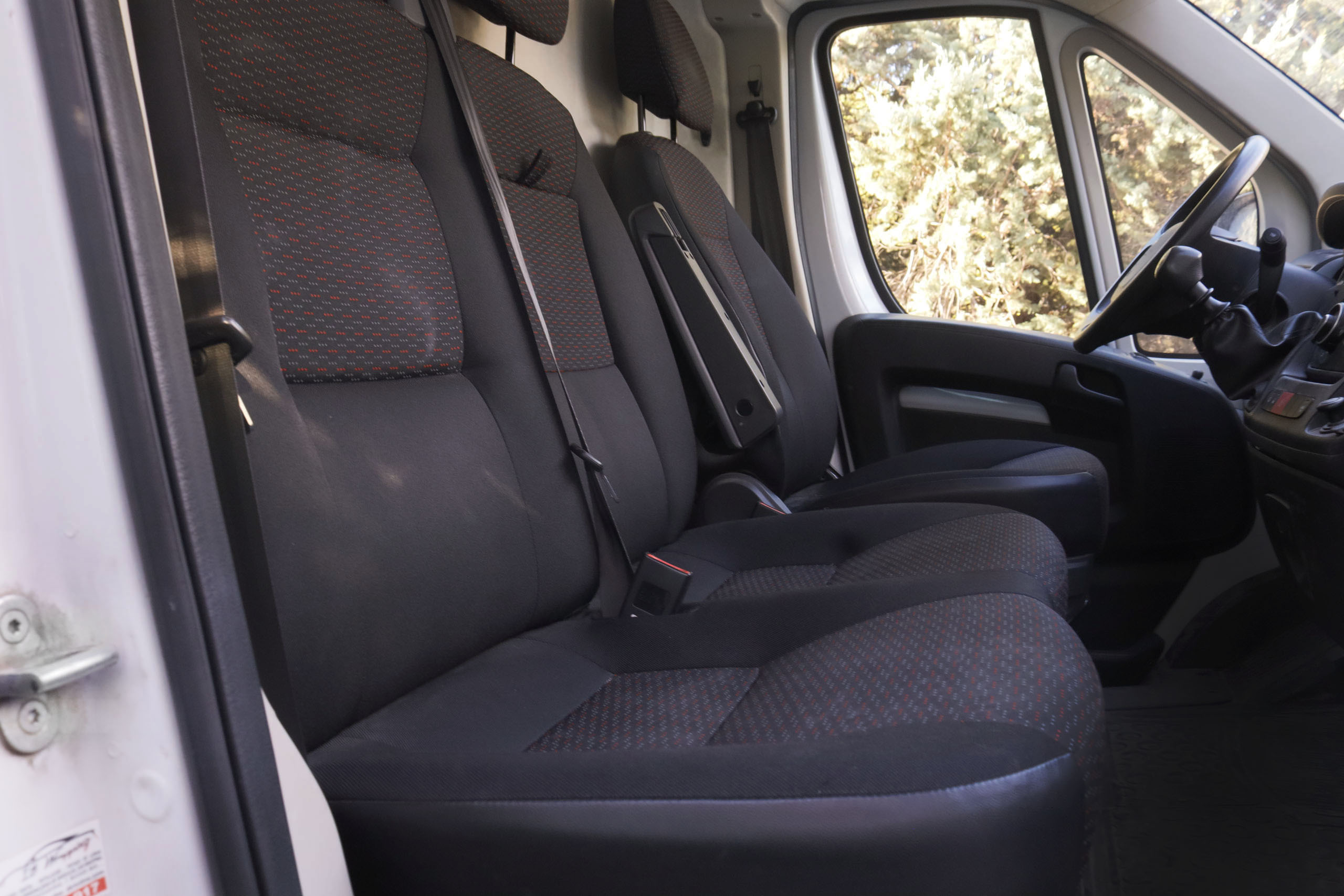 Peugeot Boxer Furgon 2.2 BlueHDi 335 L2H2 - foto 18