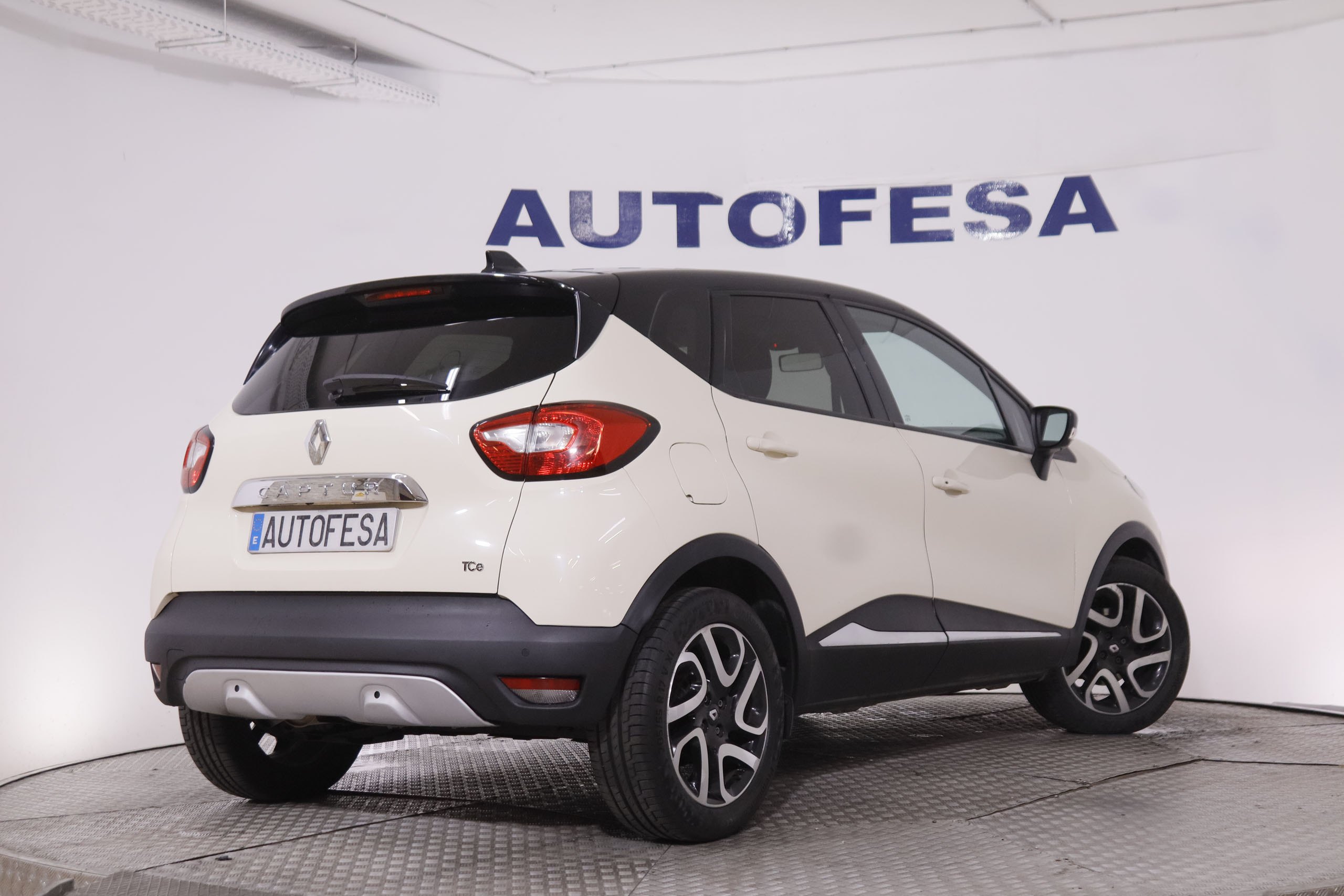 Renault Captur 1.2 TCe - foto 5
