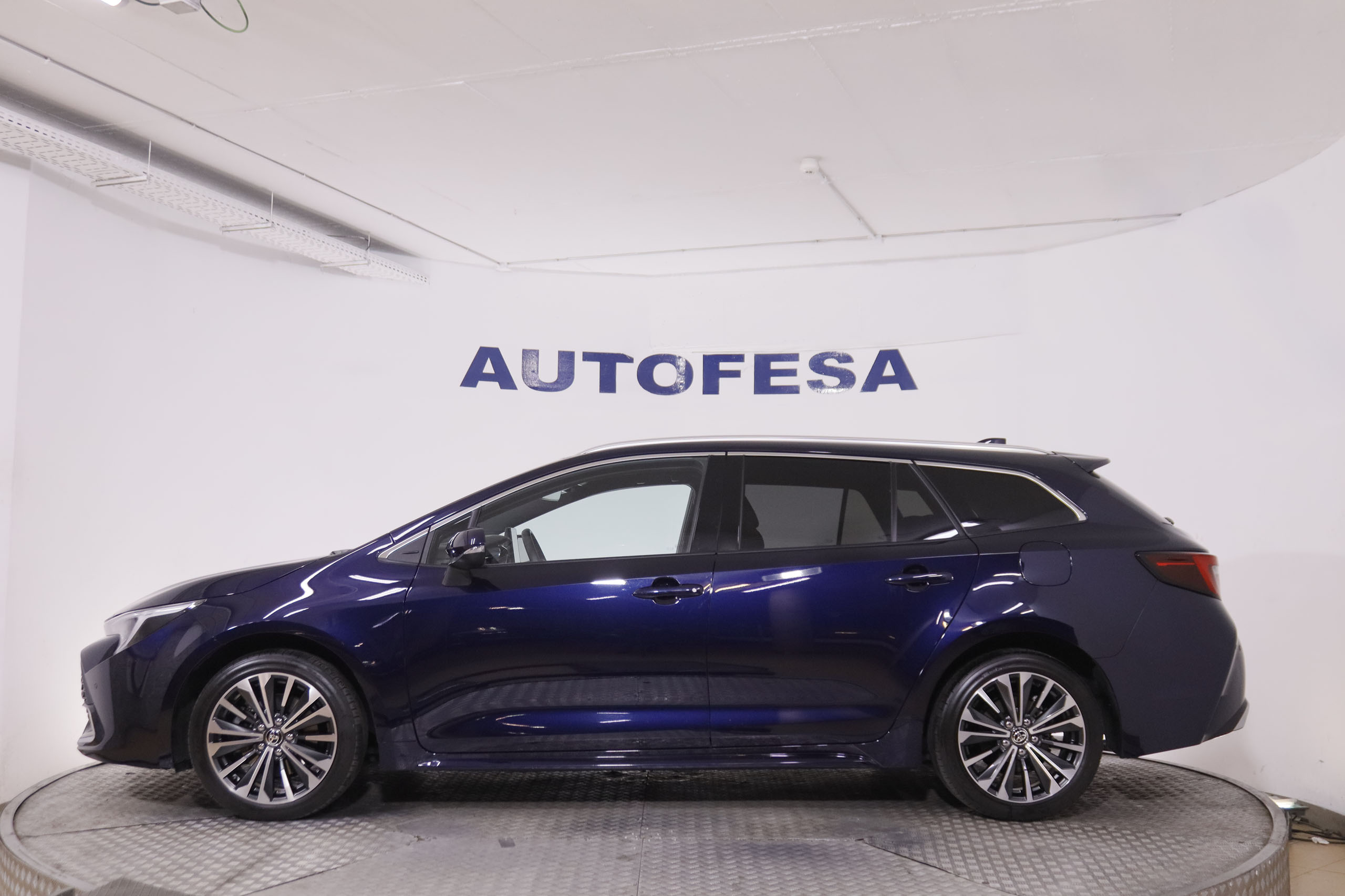 Toyota Corolla Touring Sports Hybrid 200H Style - foto 3