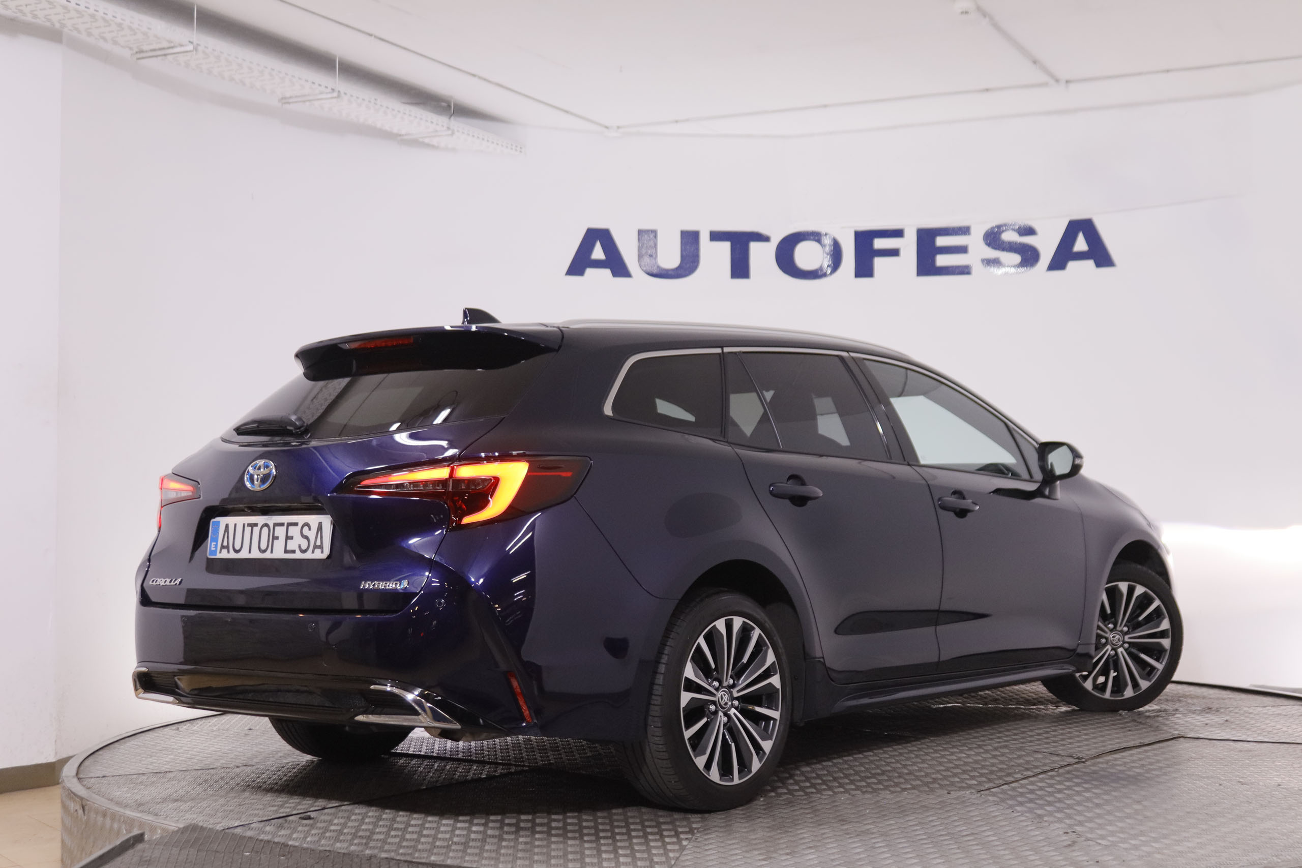 Toyota Corolla Touring Sports Hybrid 200H Style - foto 4