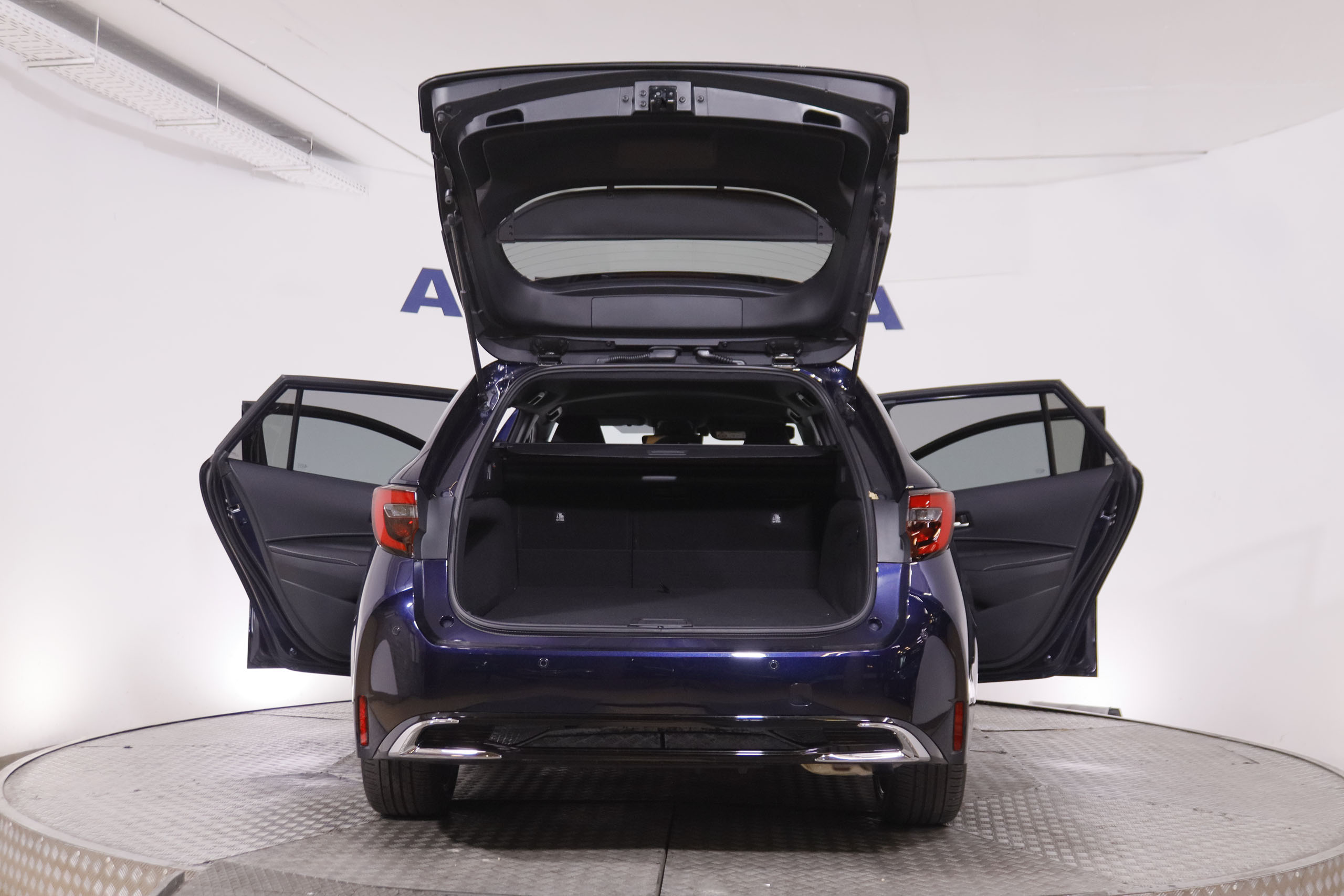 Toyota Corolla Touring Sports Hybrid 200H Style - foto 7