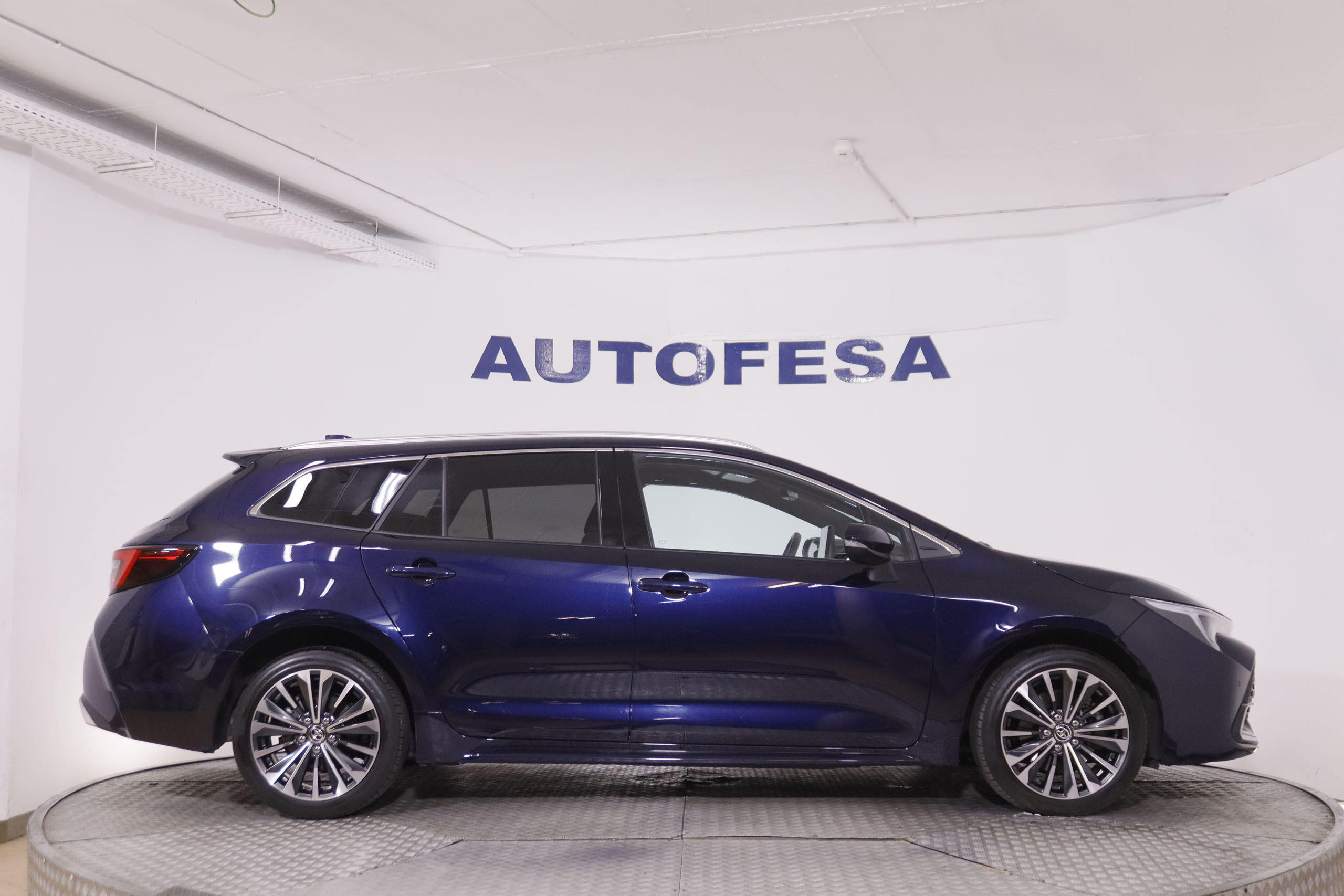 Toyota Corolla Touring Sports Hybrid 200H Style - foto 8