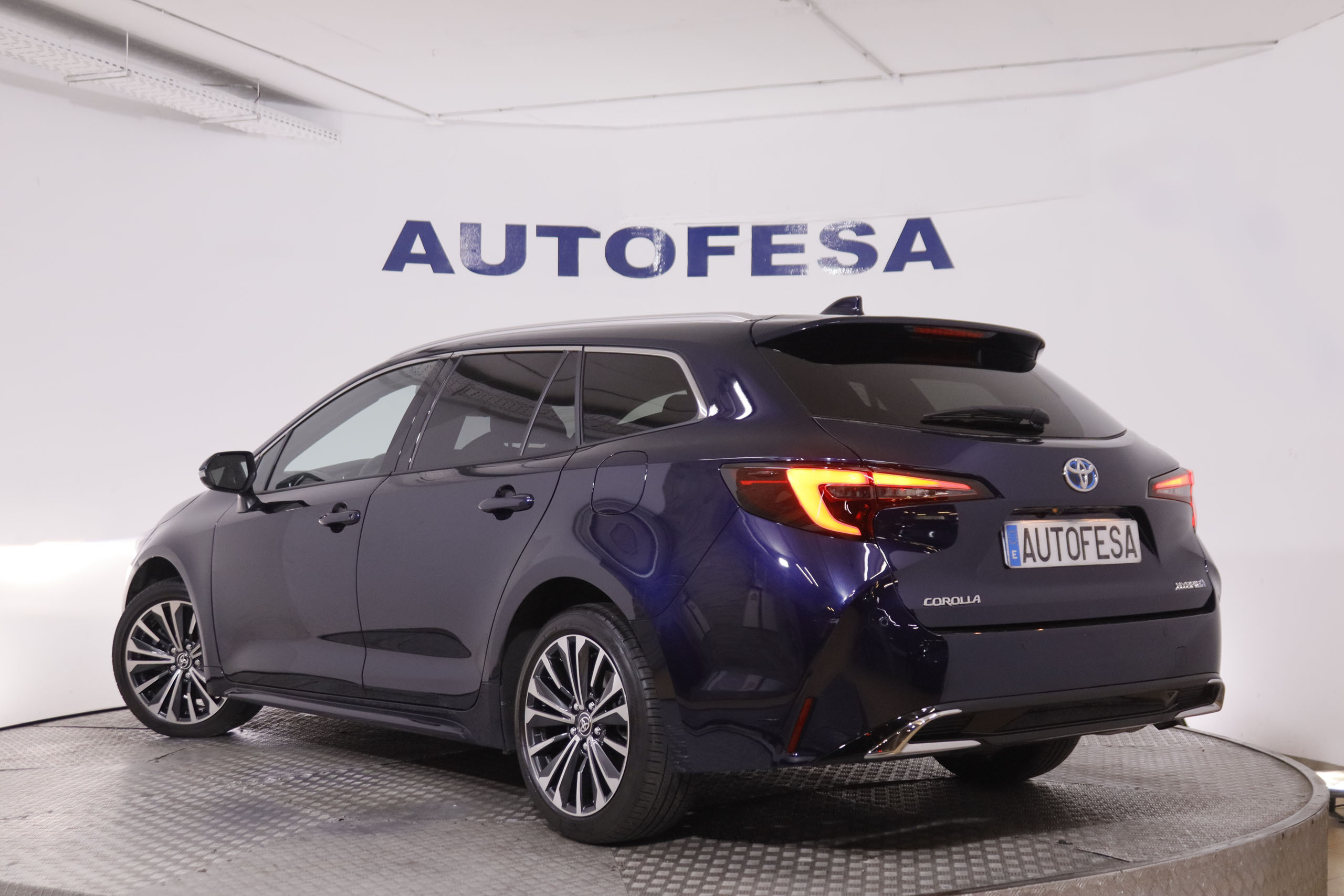 Toyota Corolla Touring Sports Hybrid 200H Style - foto 10