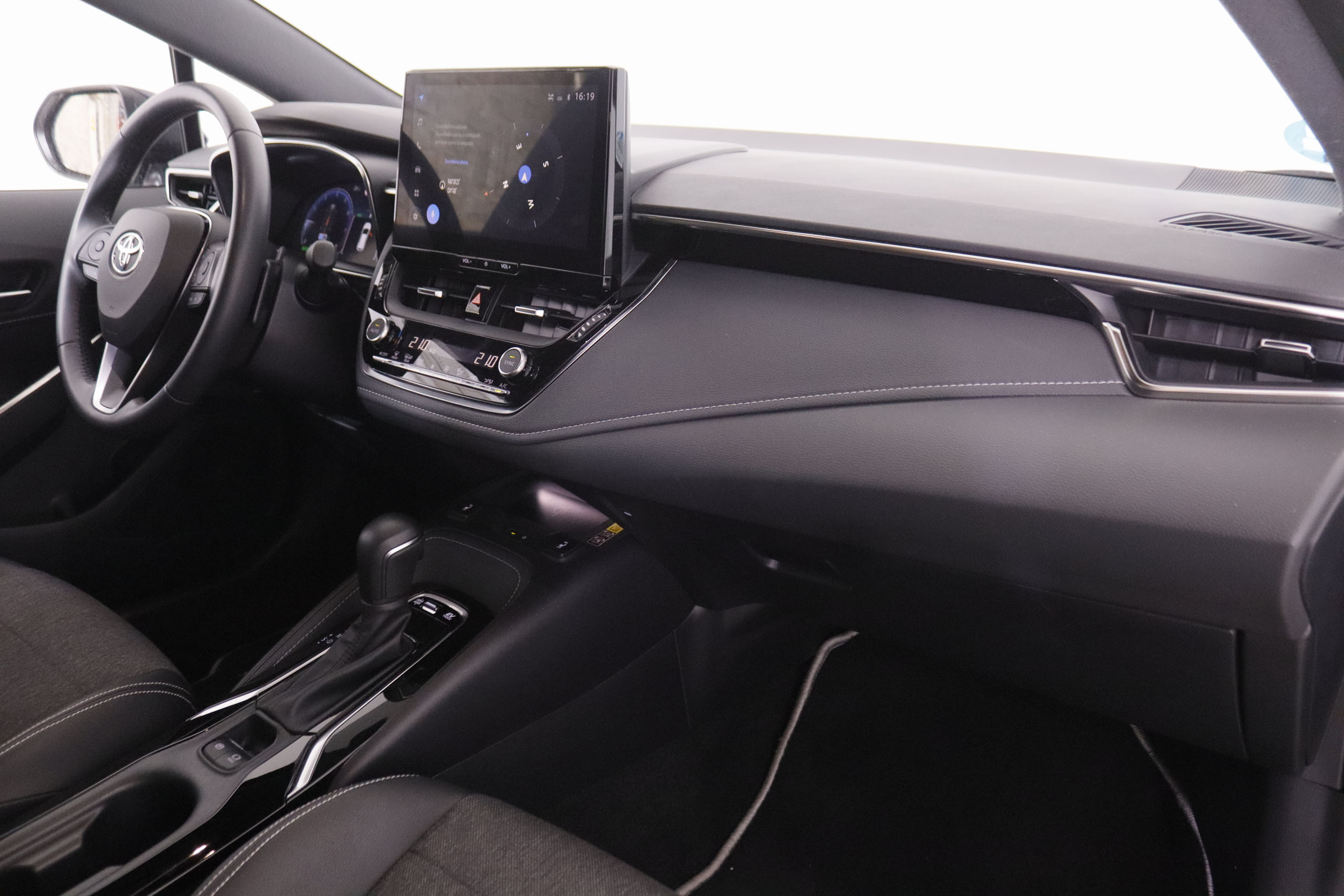 Toyota Corolla Touring Sports Hybrid 200H Style - foto 14