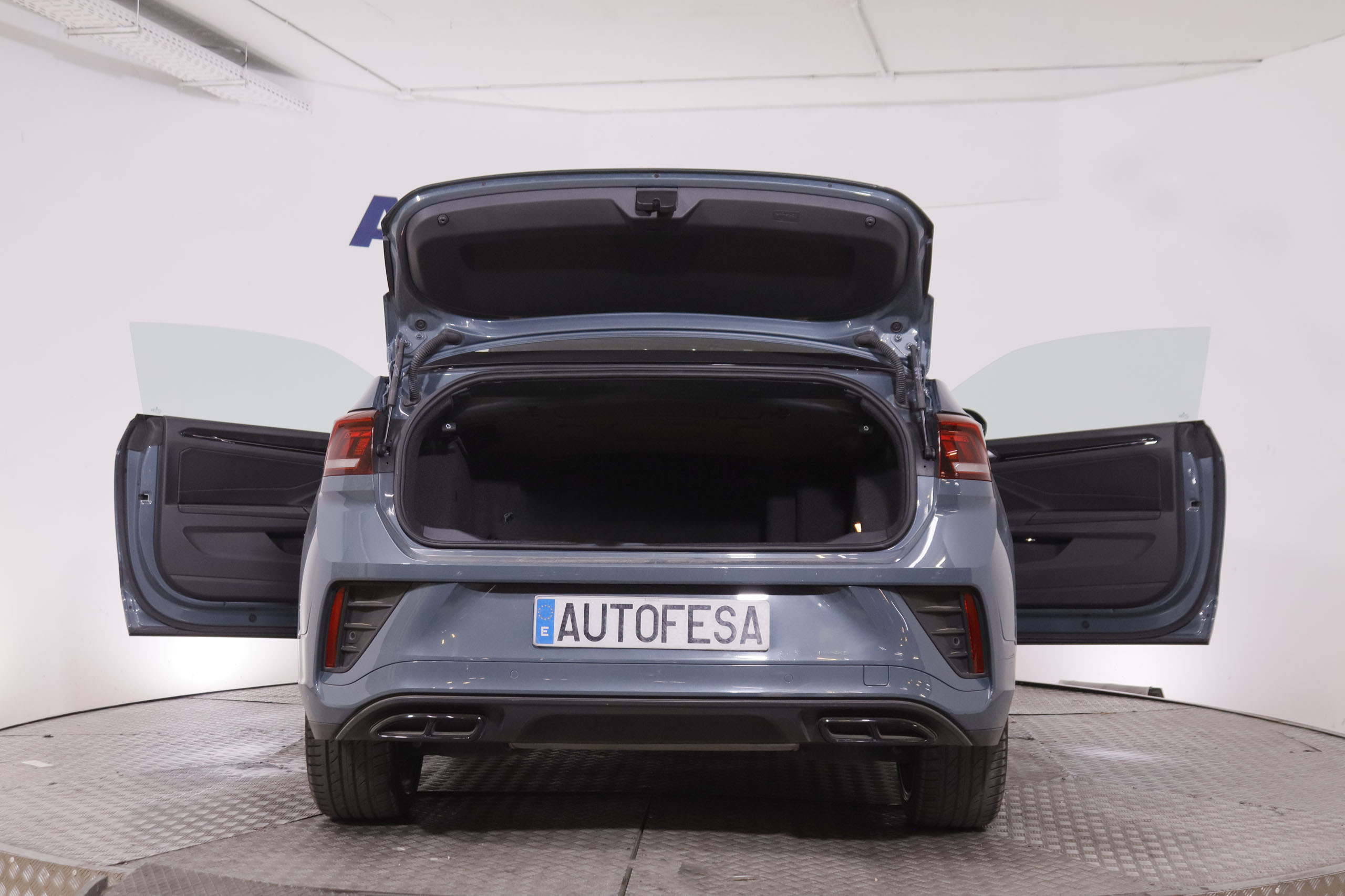 Volkswagen T-Roc 1.5 TSI Cabrio R-Line DSG - foto 6