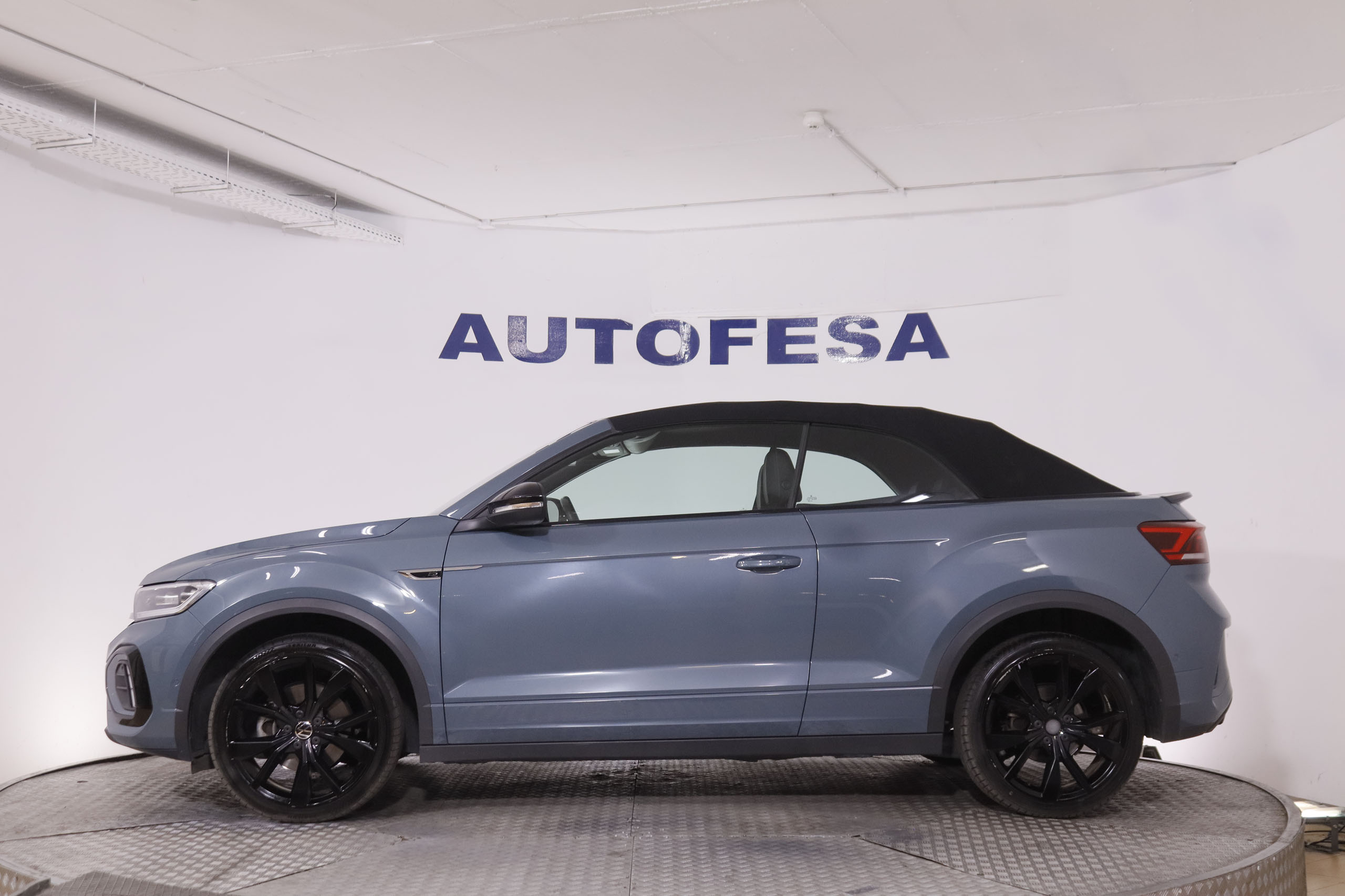 Volkswagen T-Roc 1.5 TSI Cabrio R-Line DSG - foto 7