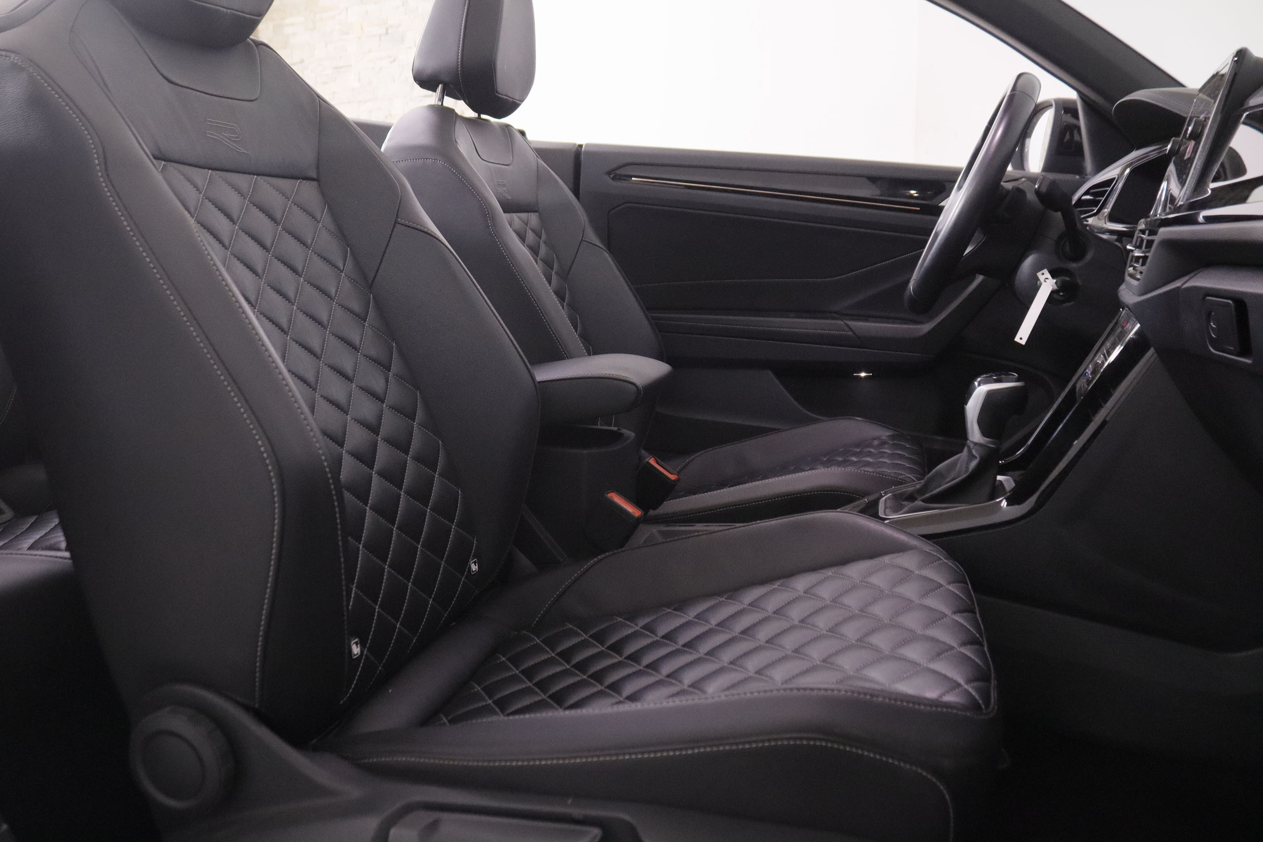 Volkswagen T-Roc 1.5 TSI Cabrio R-Line DSG - foto 17