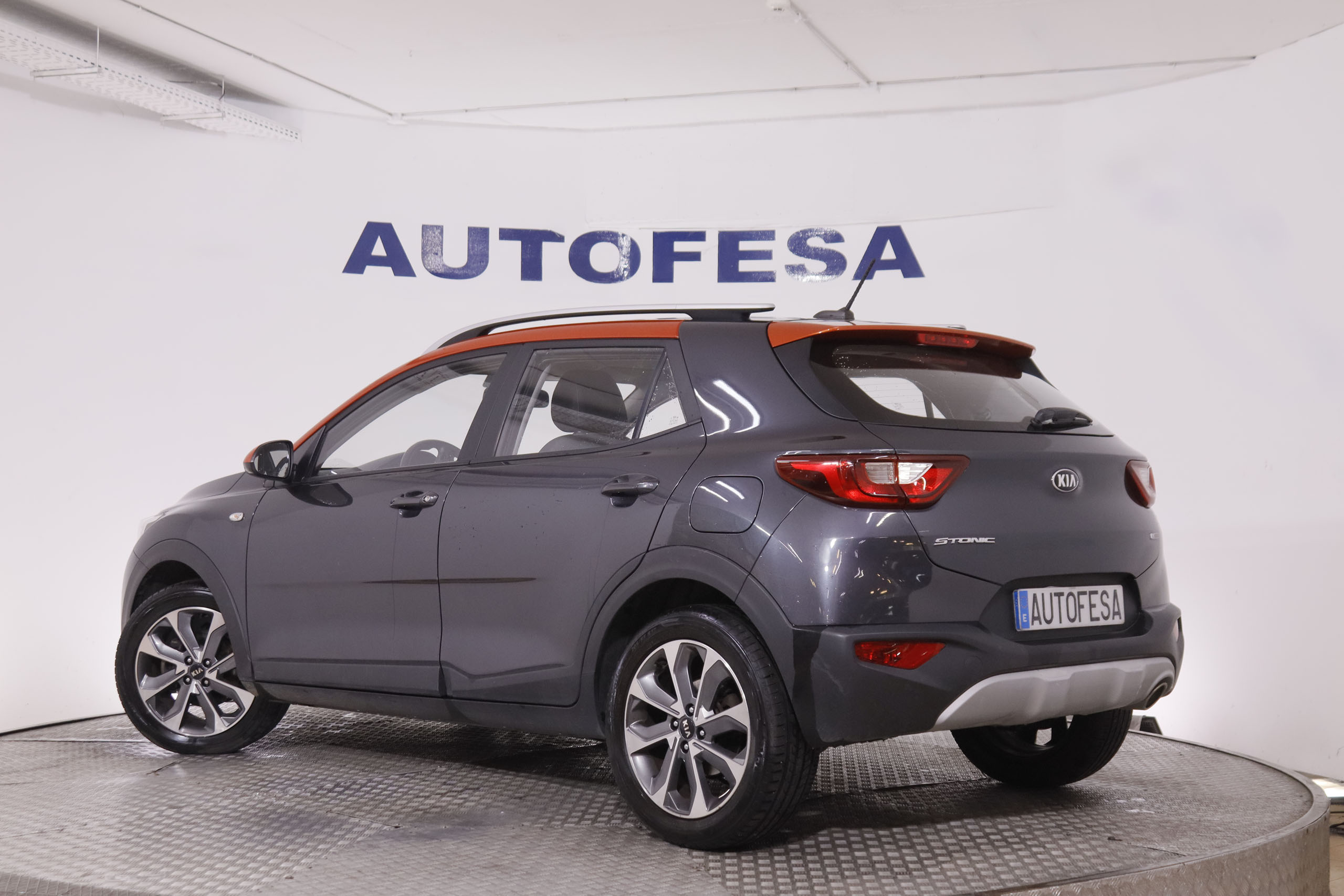 Kia Stonic 1.0 T-GDi Concept - foto 7
