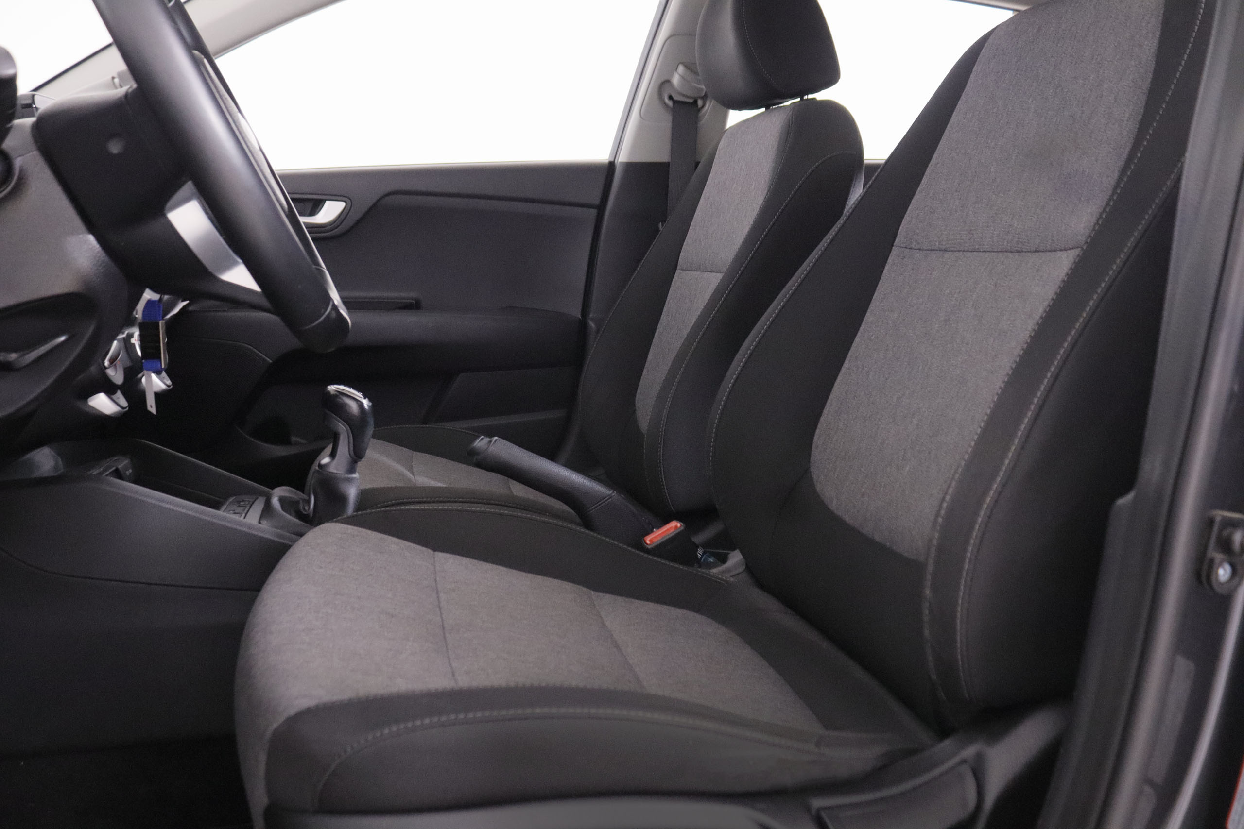 Kia Stonic 1.0 T-GDi Concept - foto 20