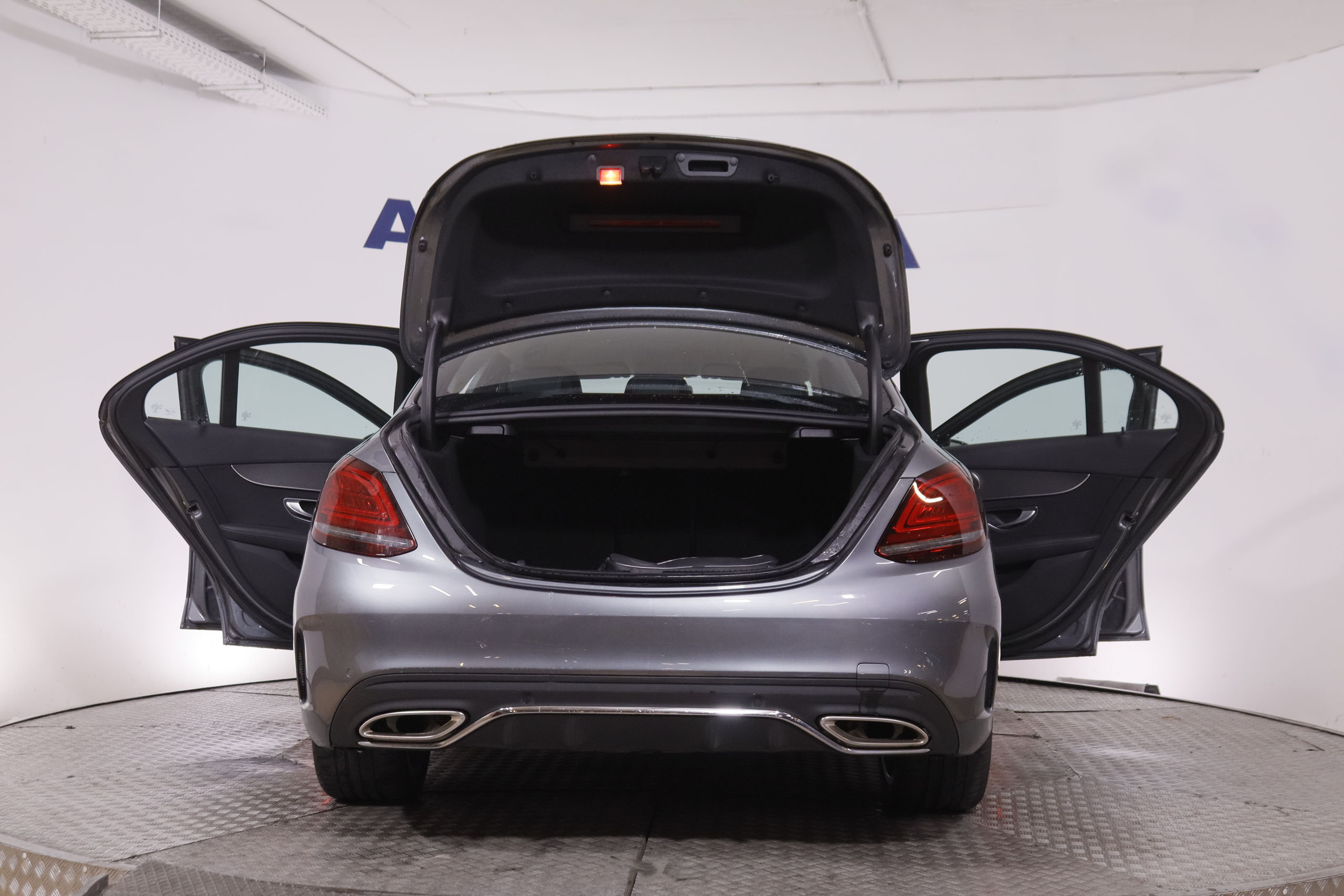 Mercedes-Benz Clase C C200 MHEV AMG Line Extras - foto 10
