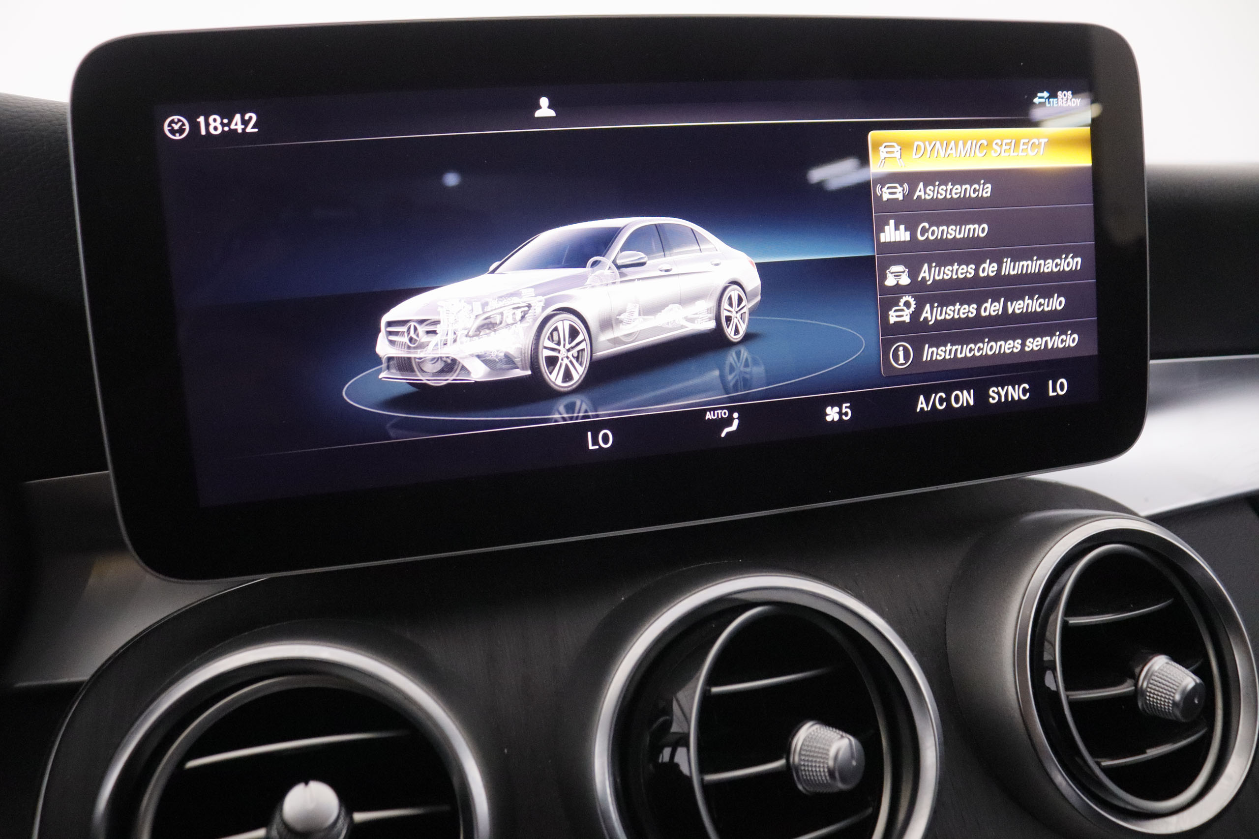 Mercedes-Benz Clase C C200 MHEV AMG Line Extras - foto 17