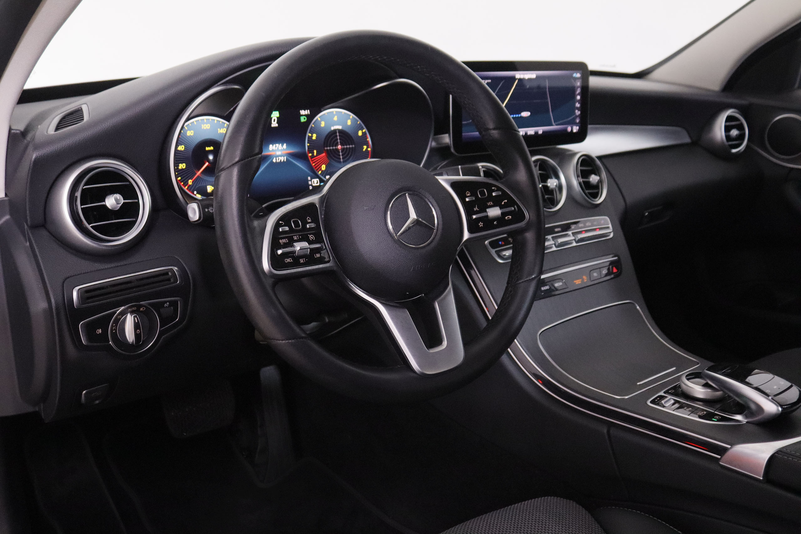 Mercedes-Benz Clase C C200 MHEV AMG Line Extras - foto 11