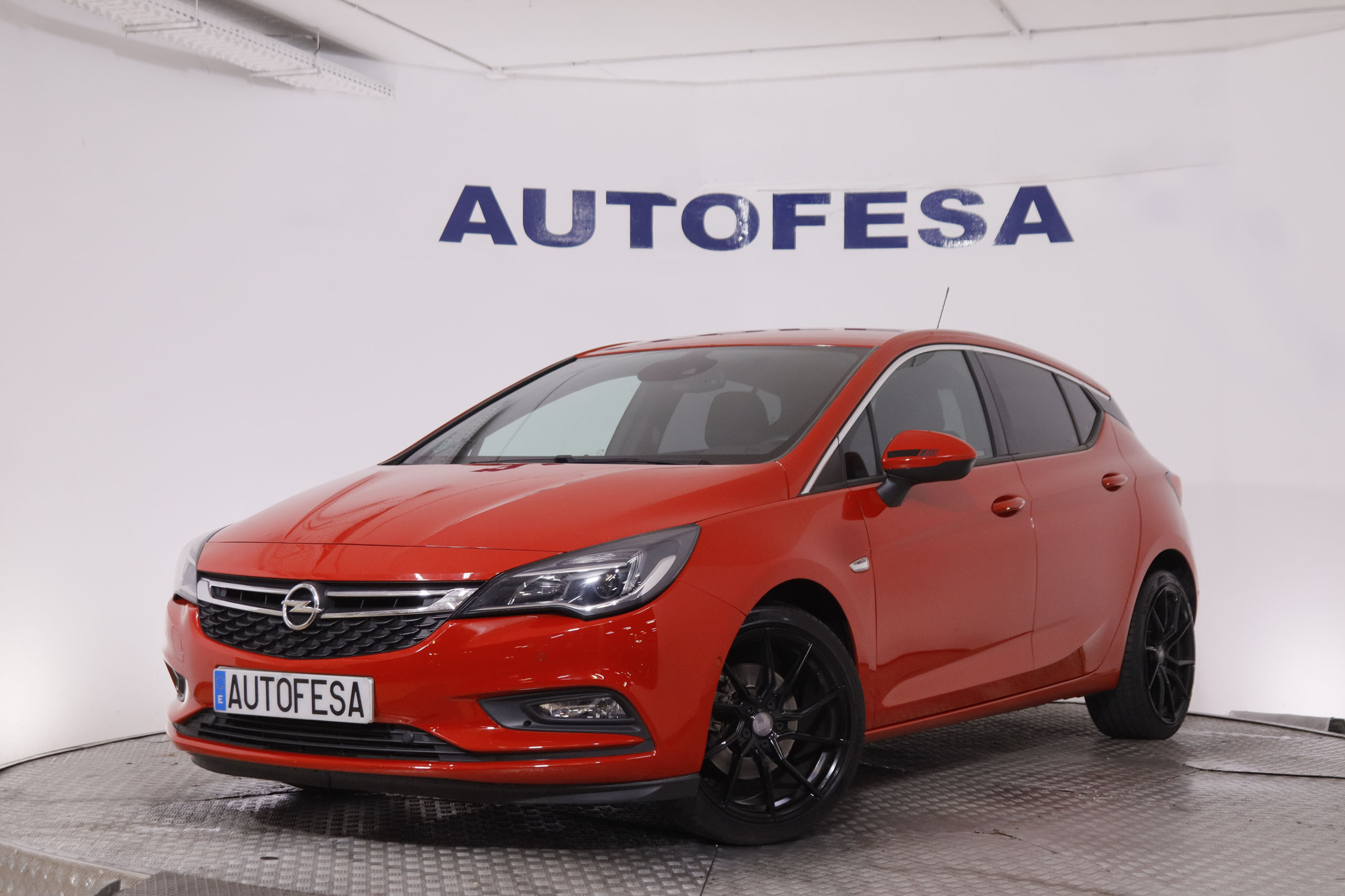Opel Astra 1.6 CDTI Dynamic - foto 1