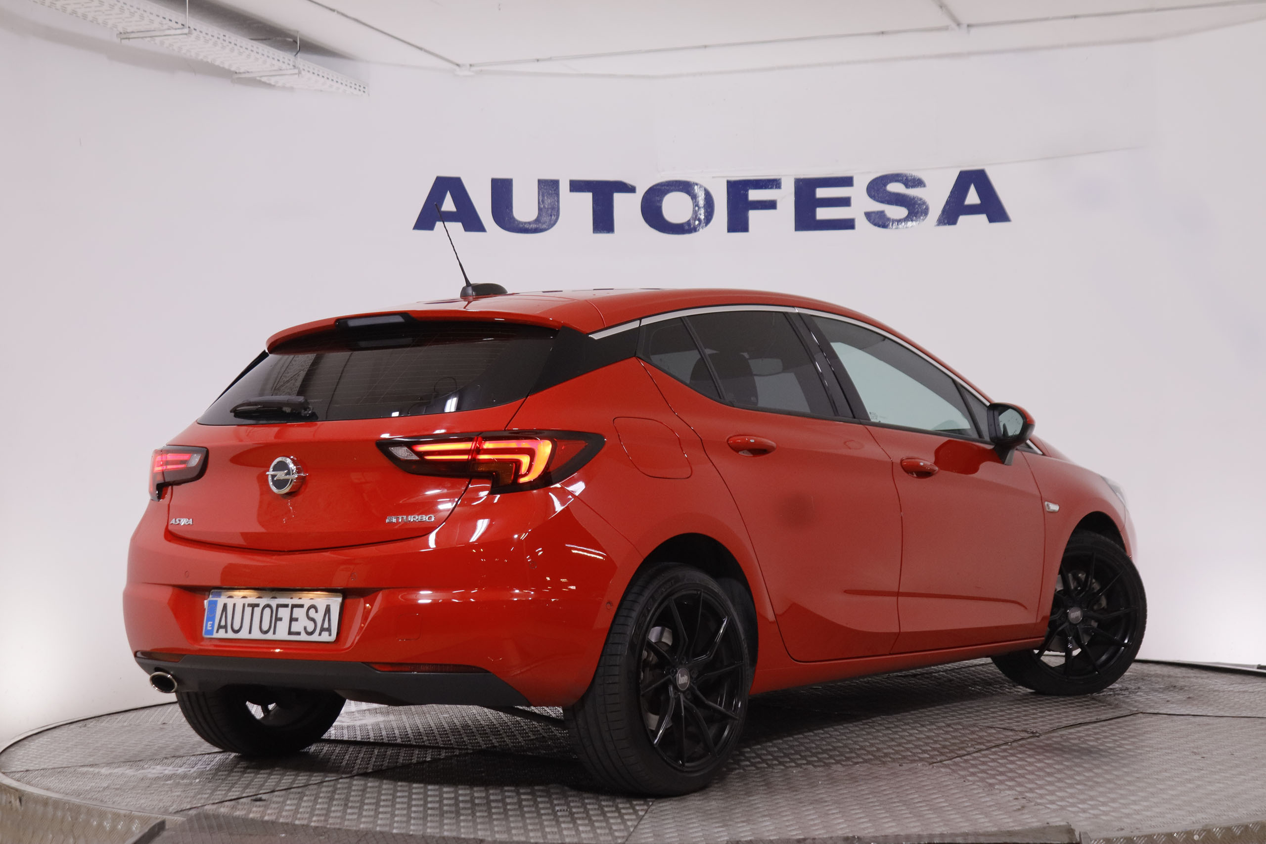 Opel Astra 1.6 CDTI Dynamic - foto 7