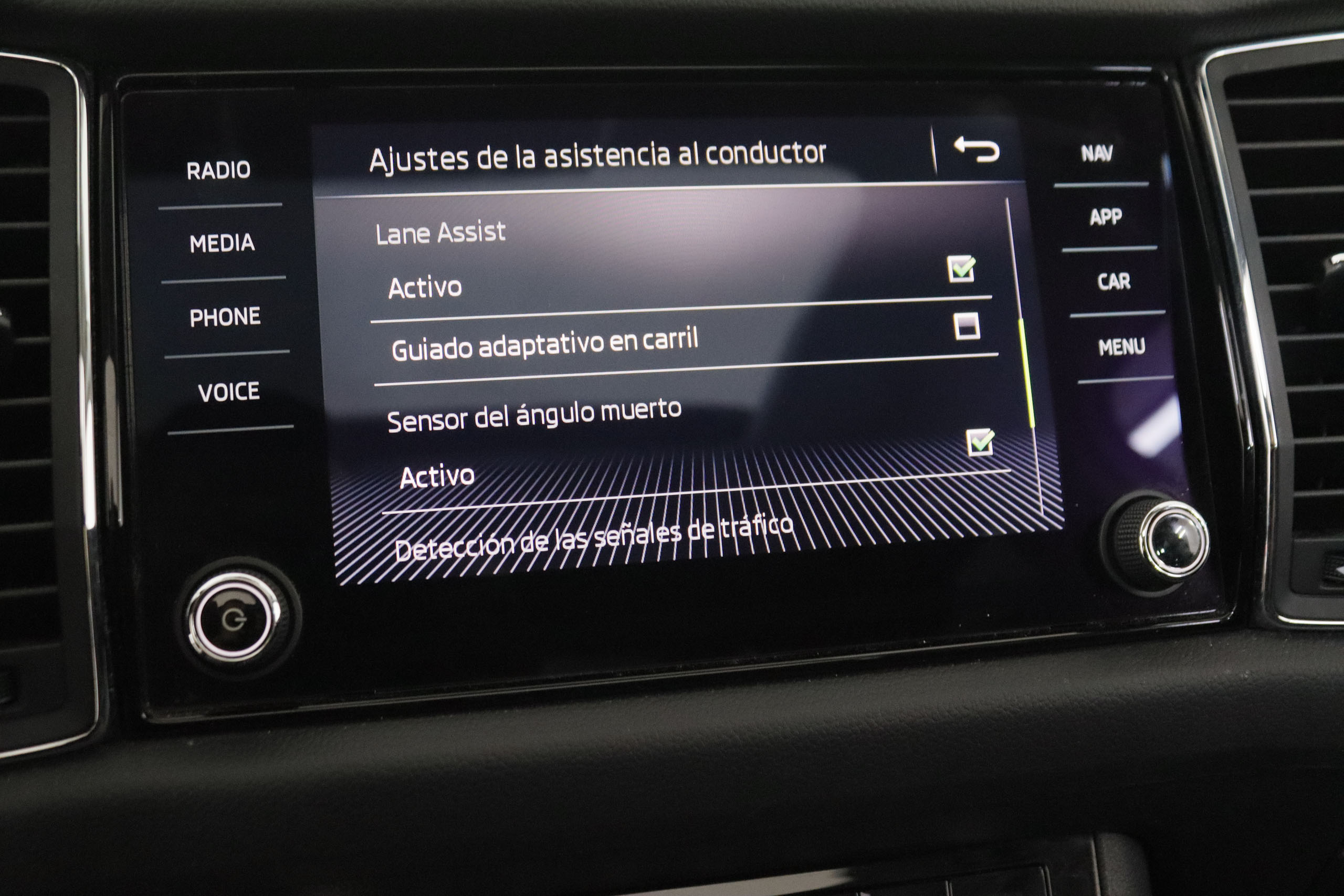 Škoda Kodiaq 1.5 TSI 7 plazas - foto 24