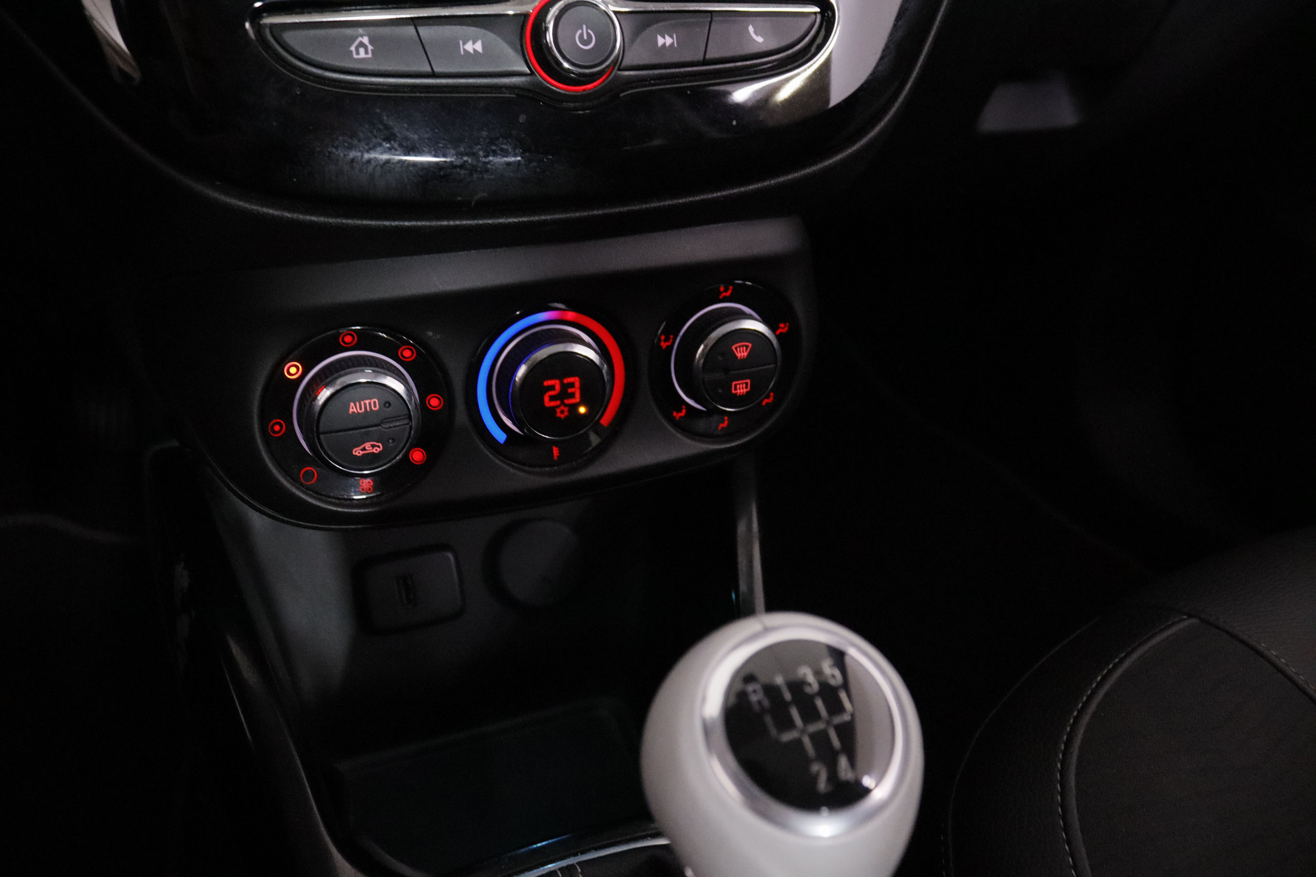 Opel Adam 1.4 XER Glam - foto 13
