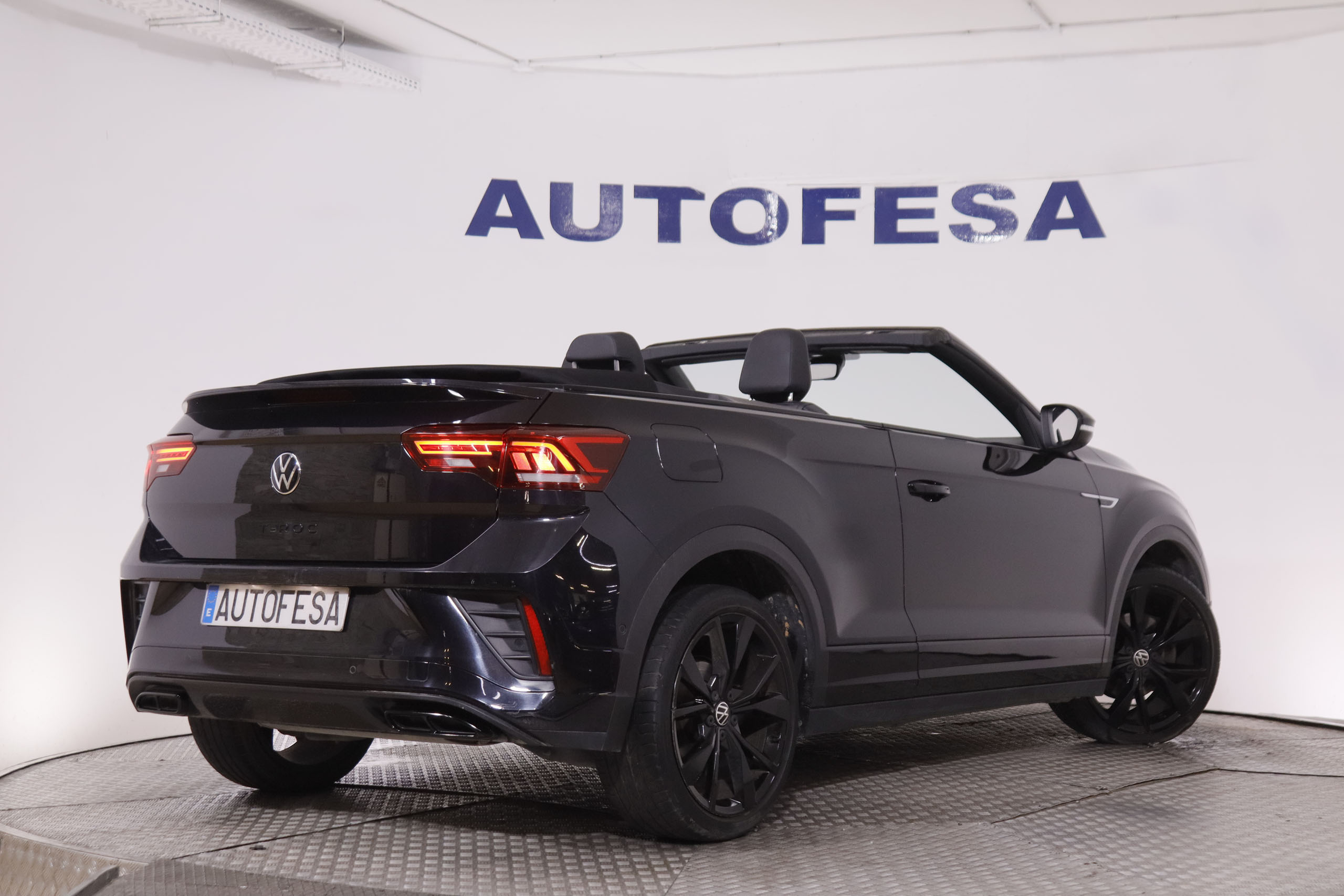 Volkswagen T-Roc 1.5 TSI Cabrio R-Line DSG - foto 8