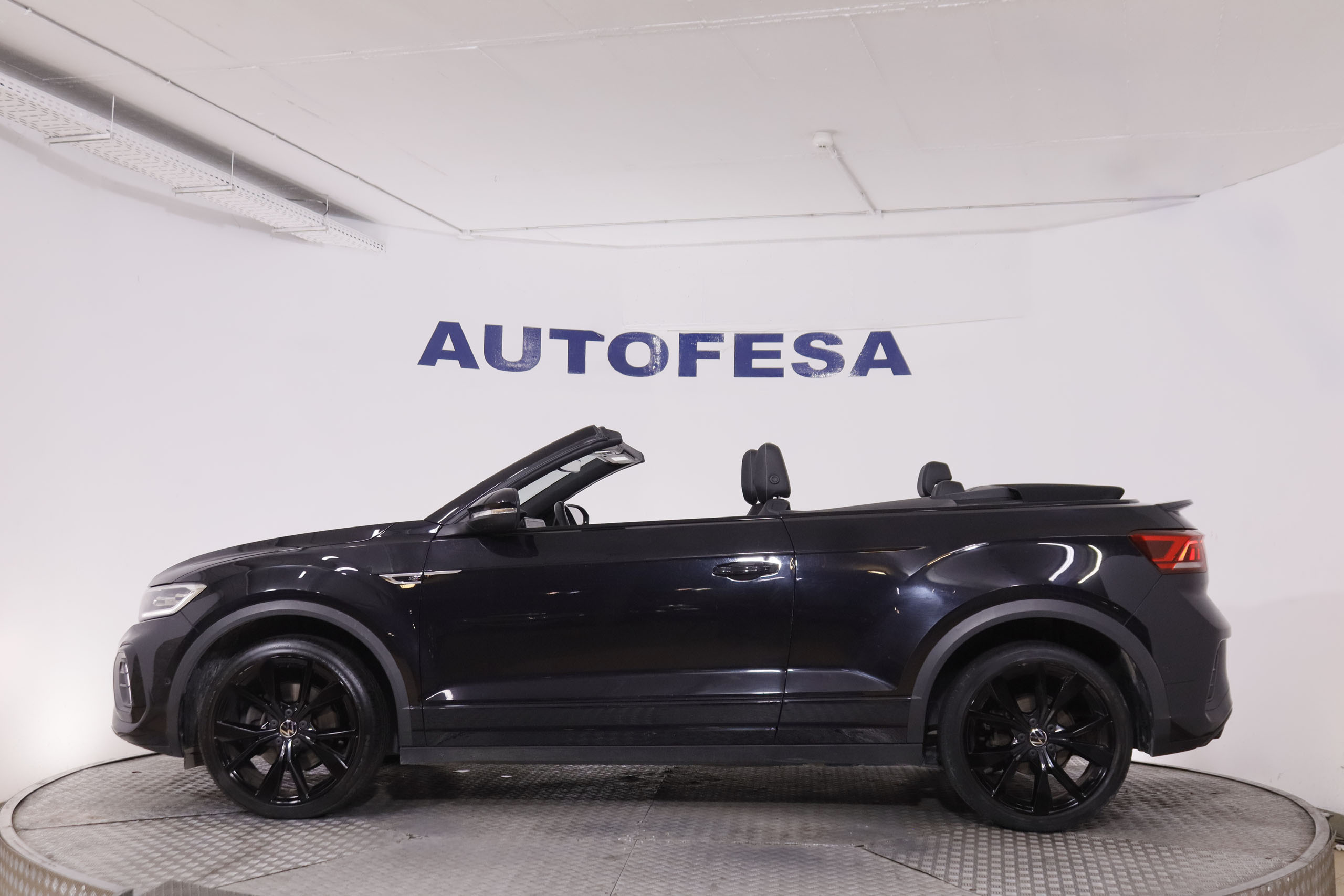 Volkswagen T-Roc 1.5 TSI Cabrio R-Line DSG - foto 7