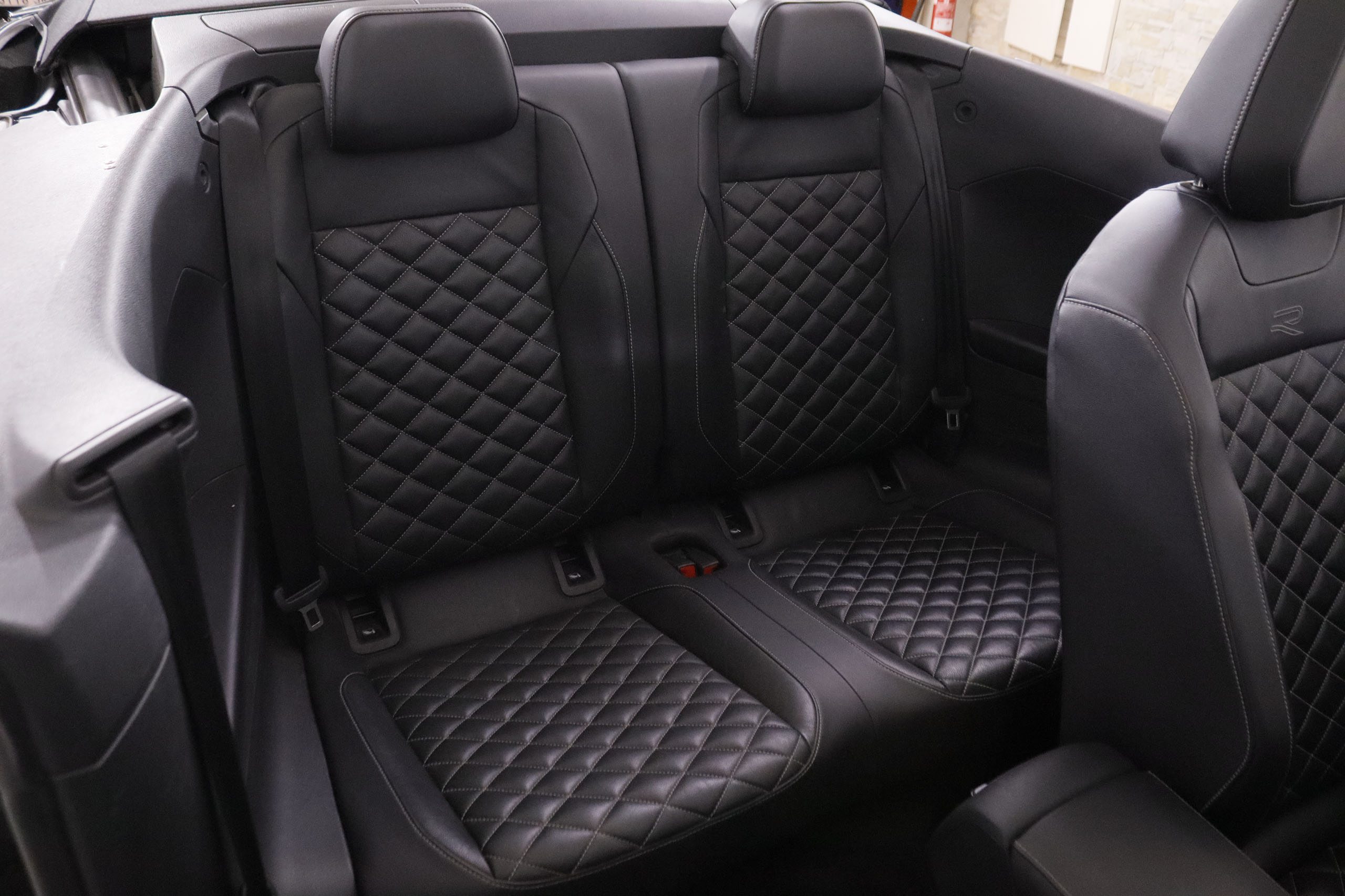 Volkswagen T-Roc 1.5 TSI Cabrio R-Line DSG - foto 35