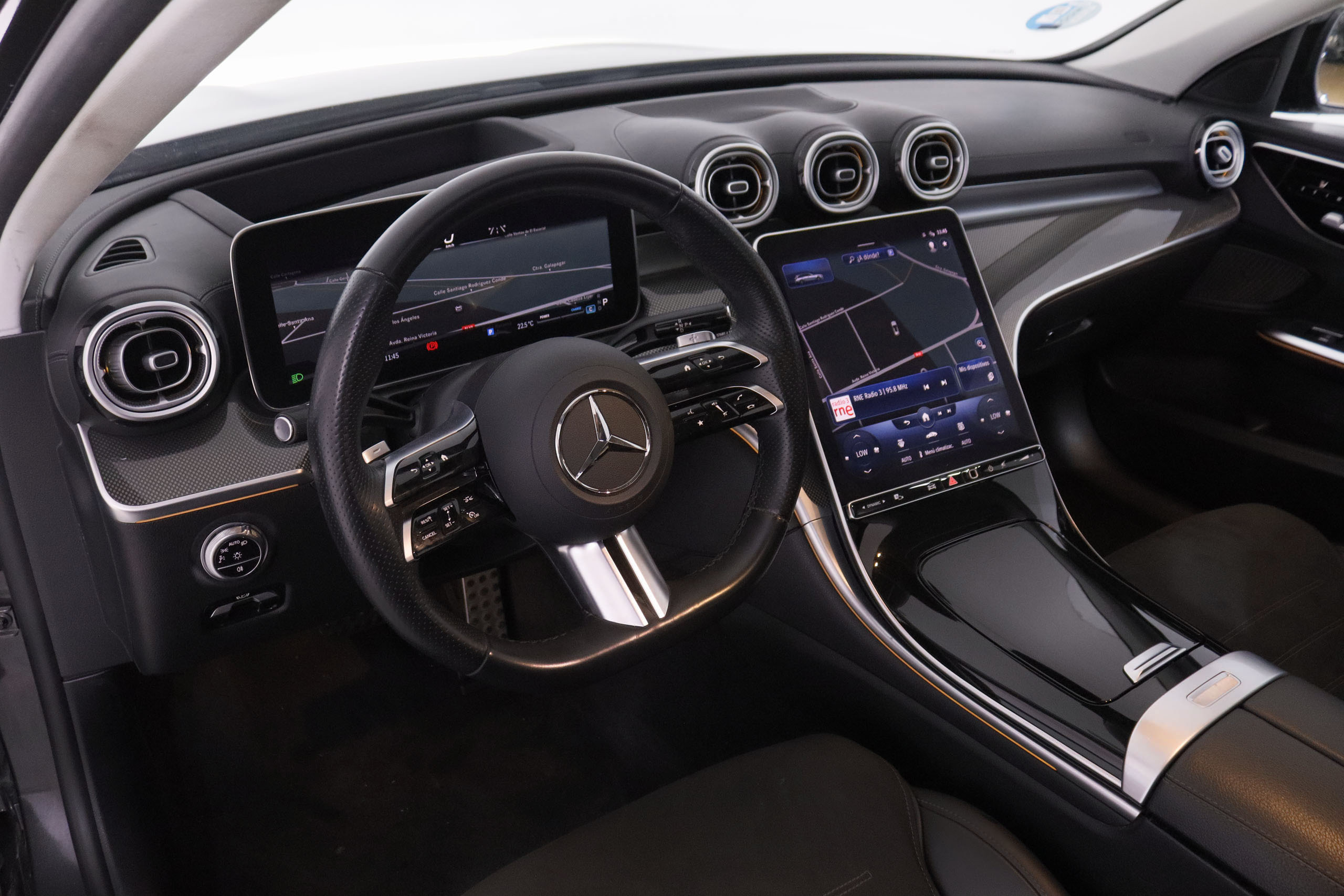 Mercedes-Benz Clase C C220d AMG Line - foto 12