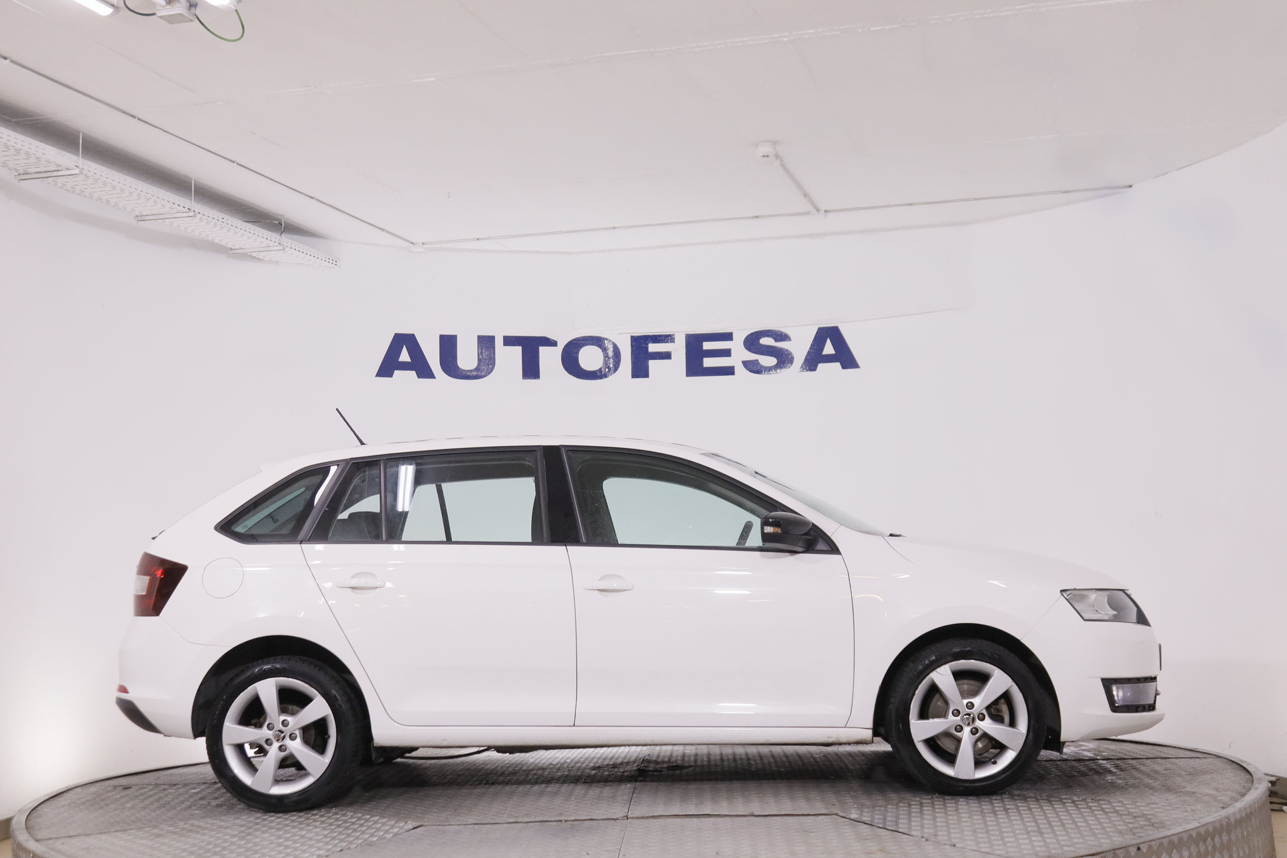 Škoda Rapid 1.2 TSI Spaceback - foto 10