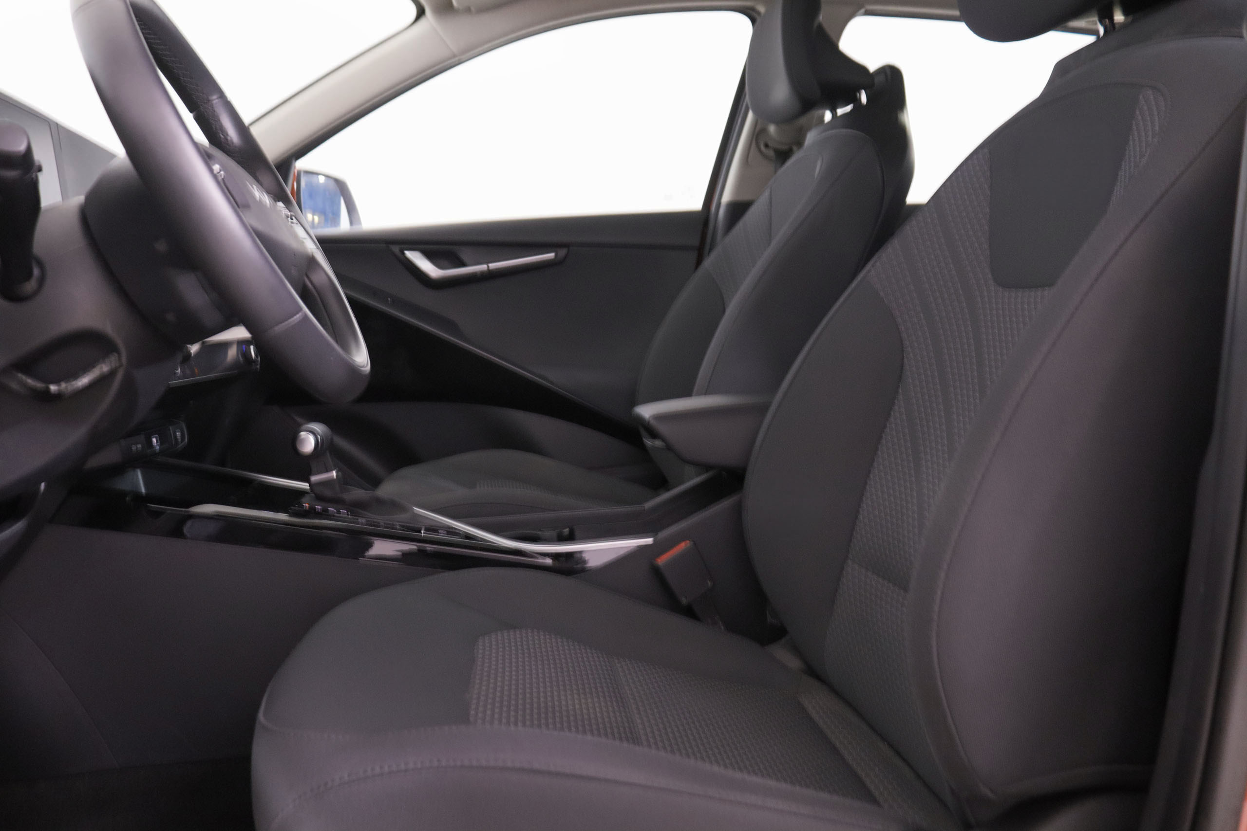 Kia Niro 1.6 GDI PHEV Concept - foto 19