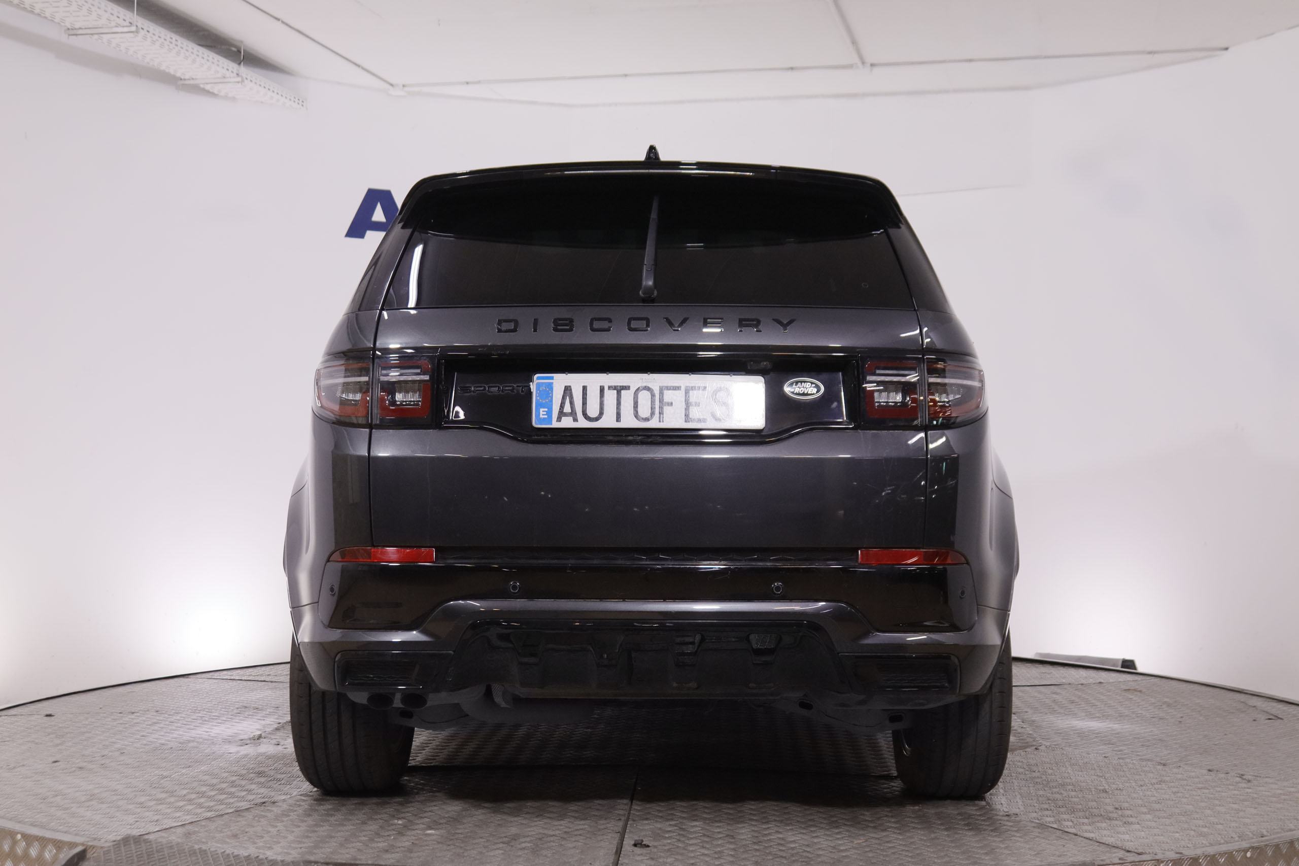 Land Rover Discovery Sport 2.0D MHEV TD4 AWD R-Dynamic 7 plazas Adicionales 4.447 Euros - foto 6
