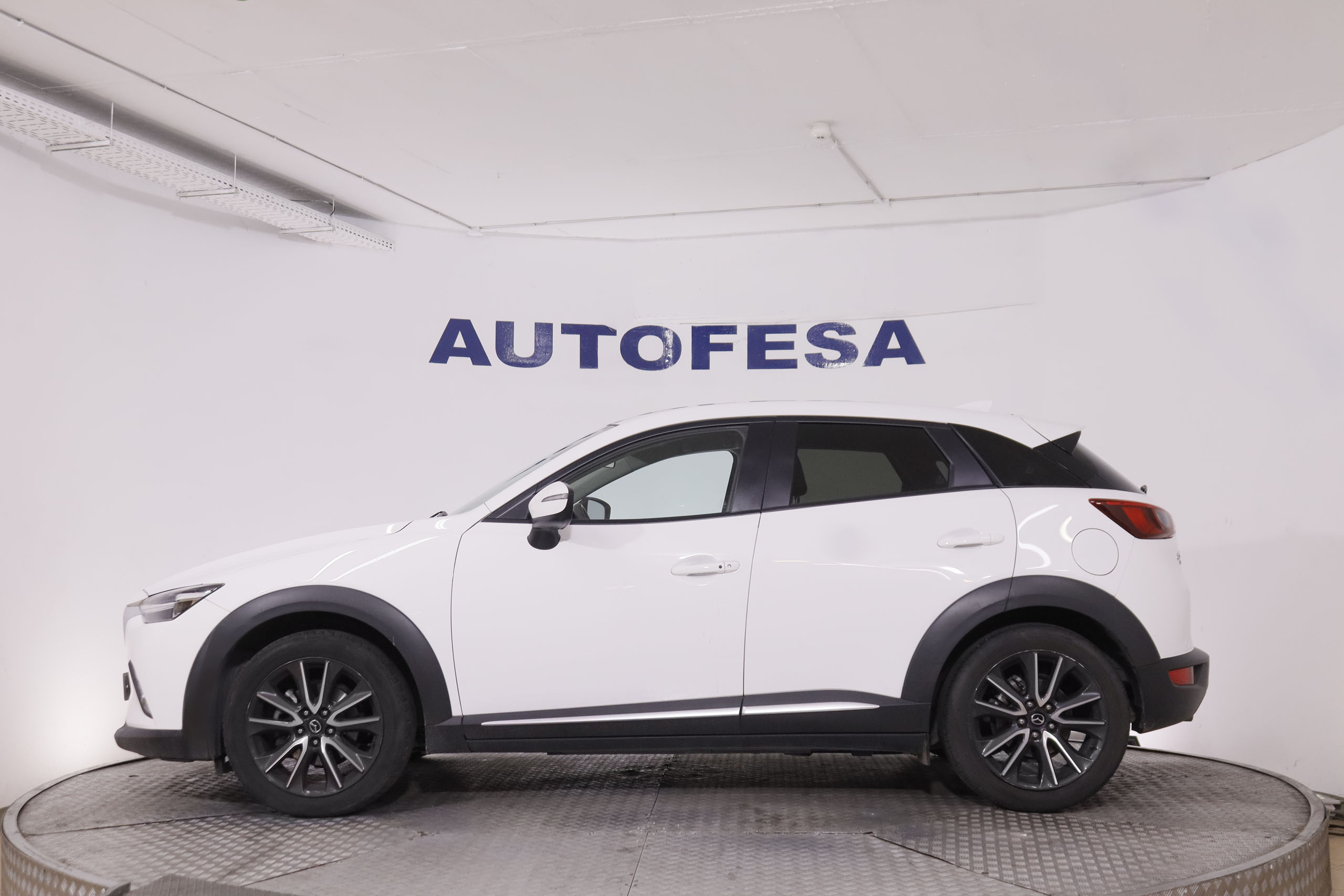 Mazda CX-3 Skyactiv-D 1.5D 4WD Style - foto 4