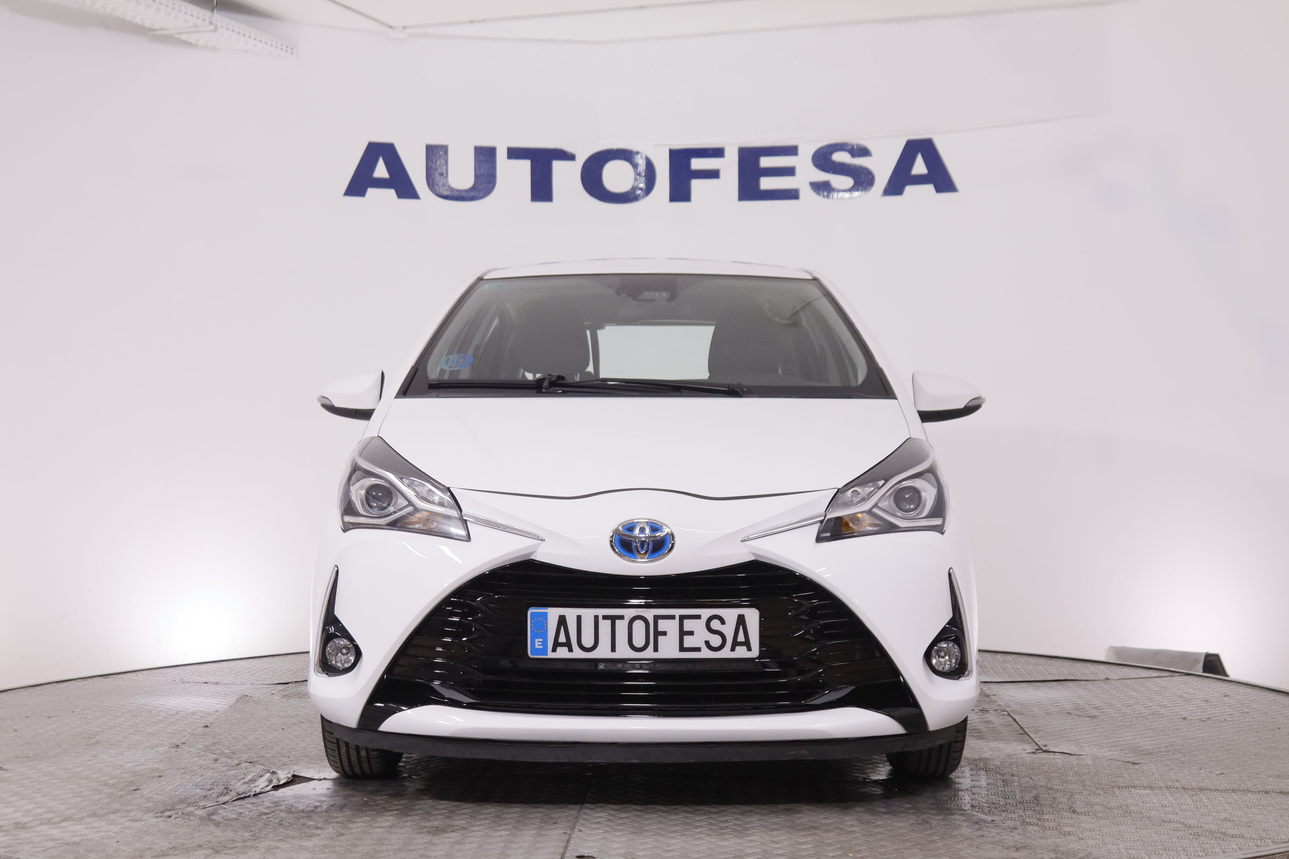 Toyota Yaris 1.5 100H Hybrid - foto 2