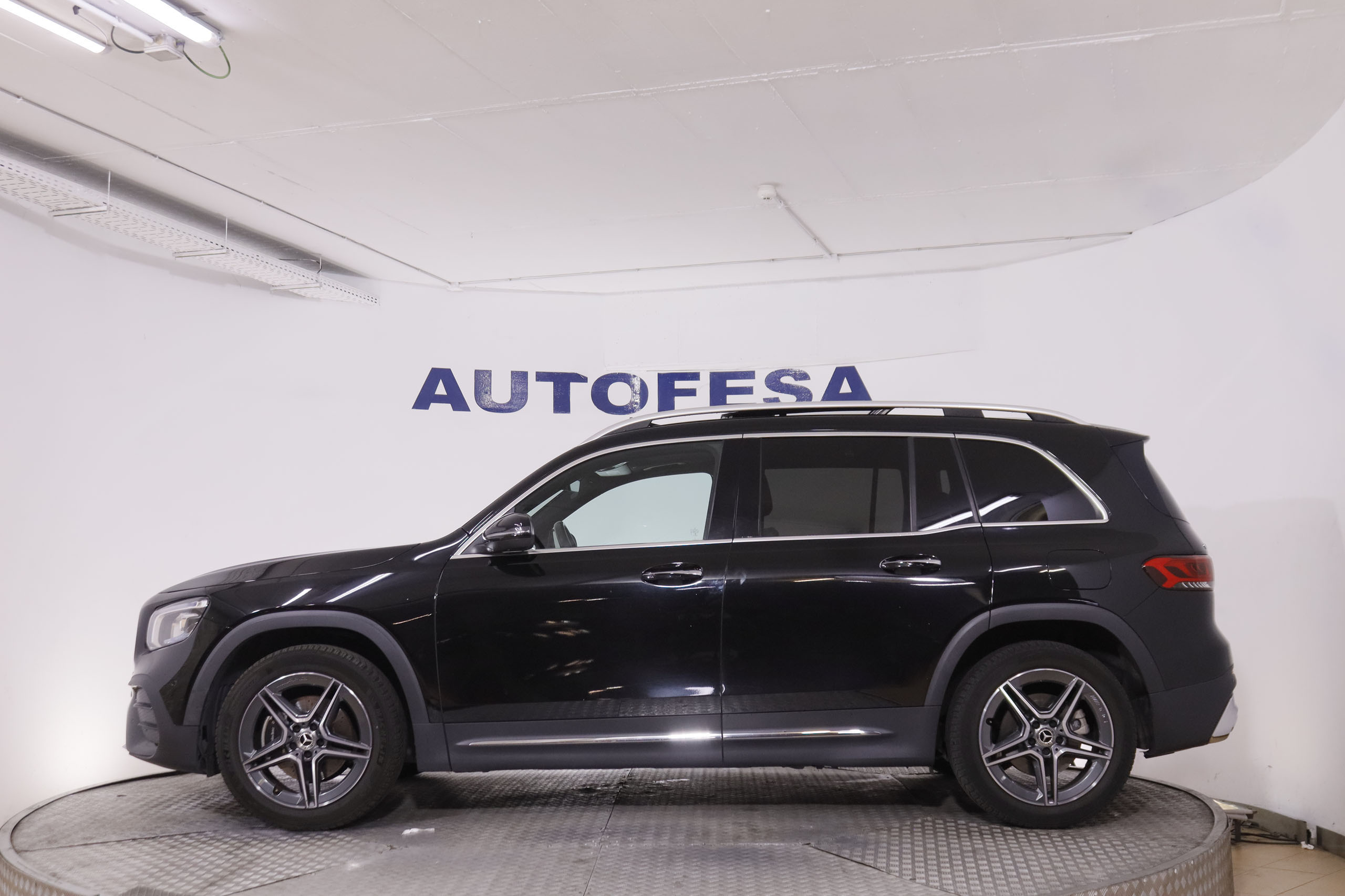 Mercedes-Benz GLB Clase GLB 200 AMG Line 7 plazas - foto 4