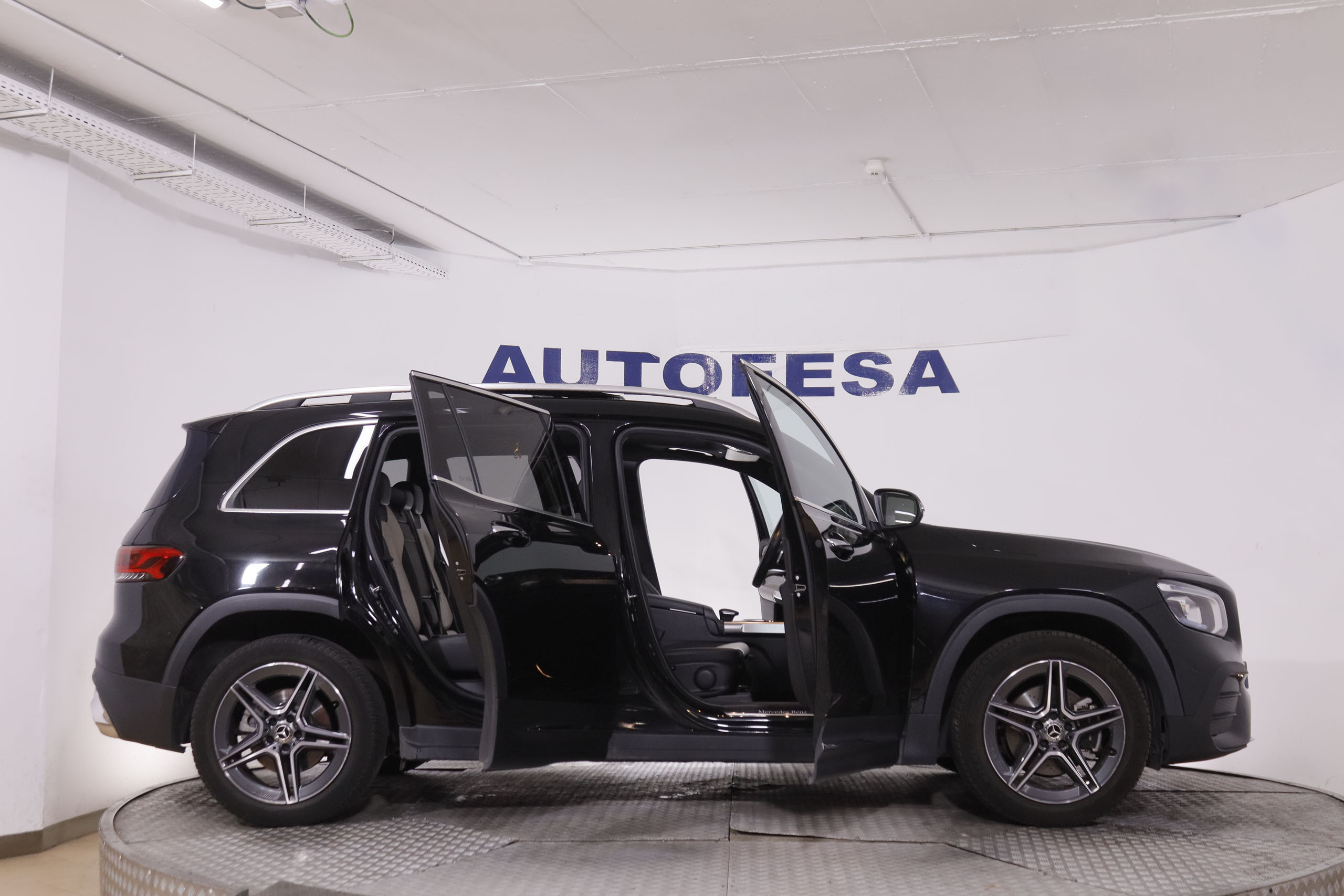 Mercedes-Benz GLB Clase GLB 200 AMG Line 7 plazas - foto 9