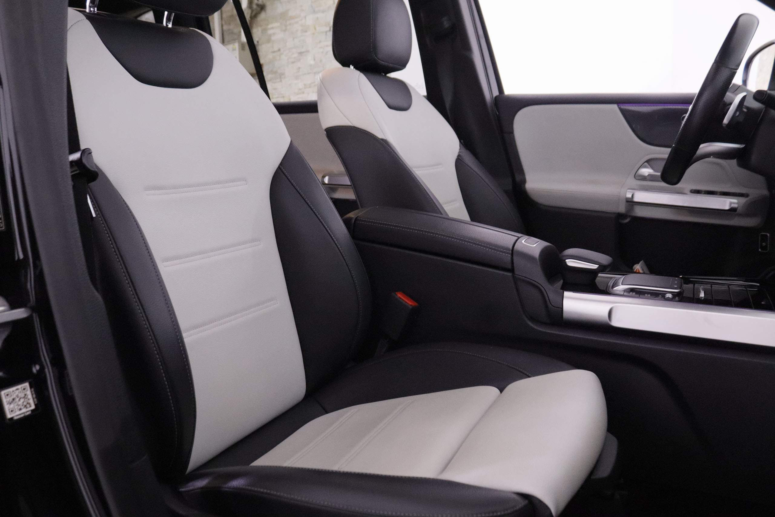 Mercedes-Benz GLB Clase GLB 200 AMG Line 7 plazas - foto 24