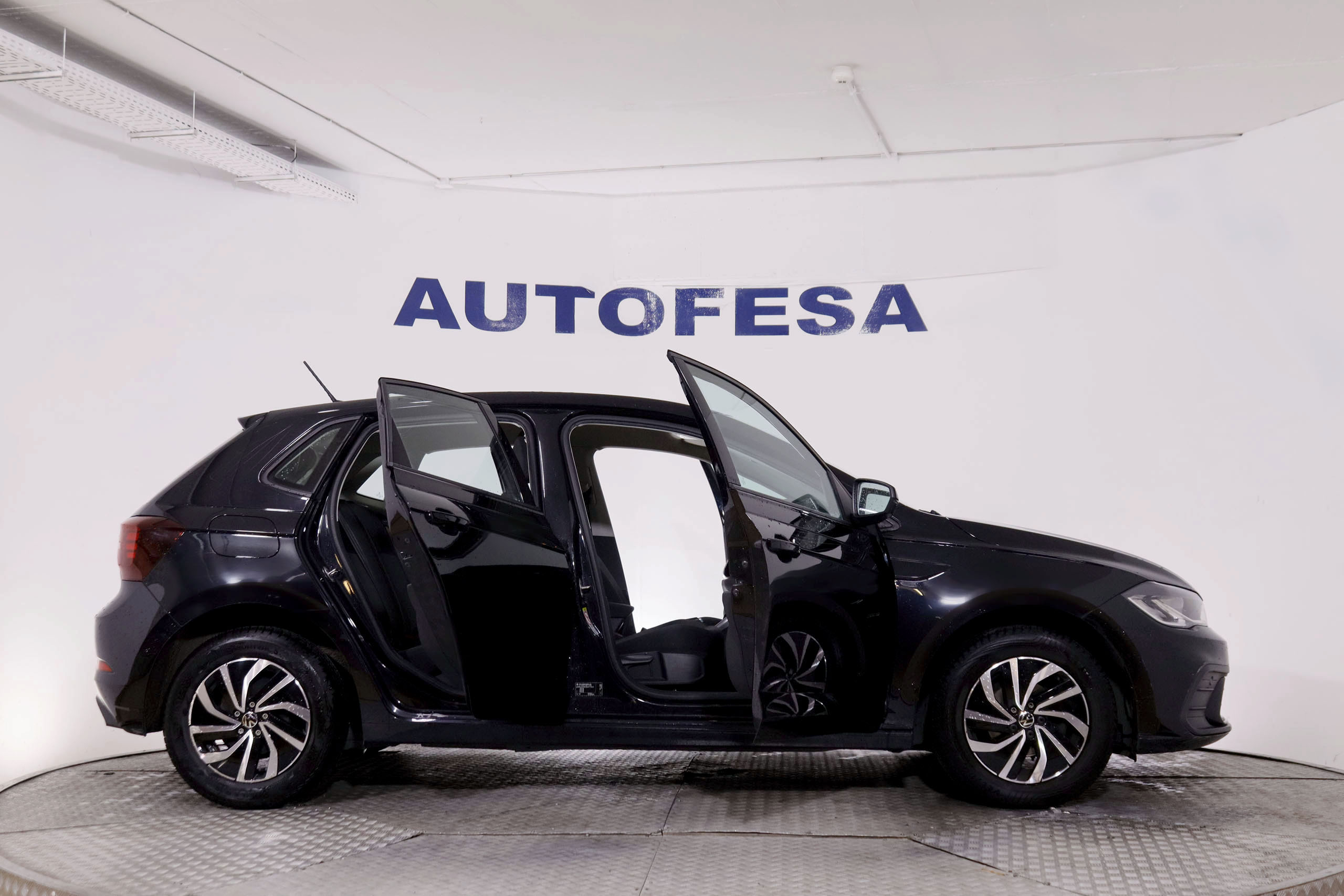 Volkswagen Polo 1.0 TSI Life DSG - foto 9