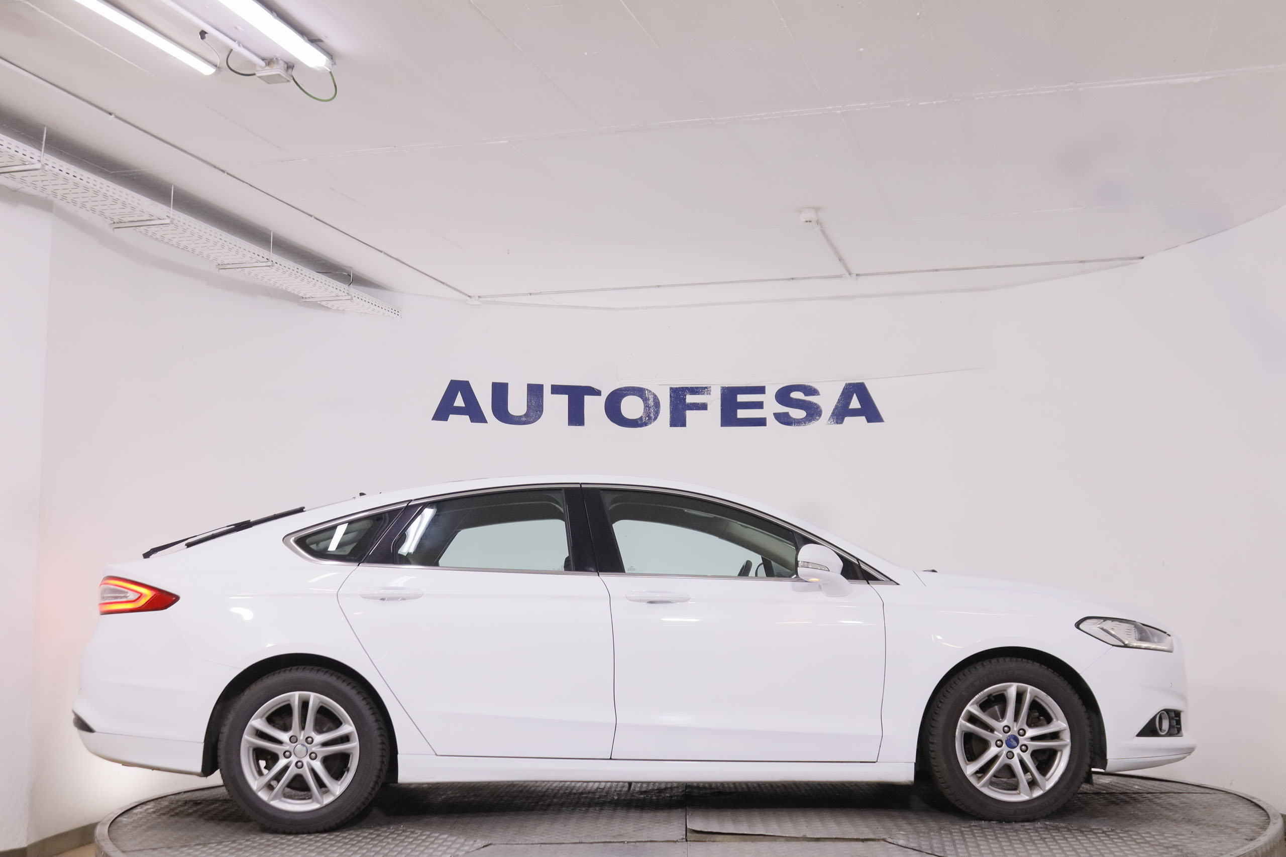 Ford Mondeo 1.5 EcoBoost Titanium - foto 7