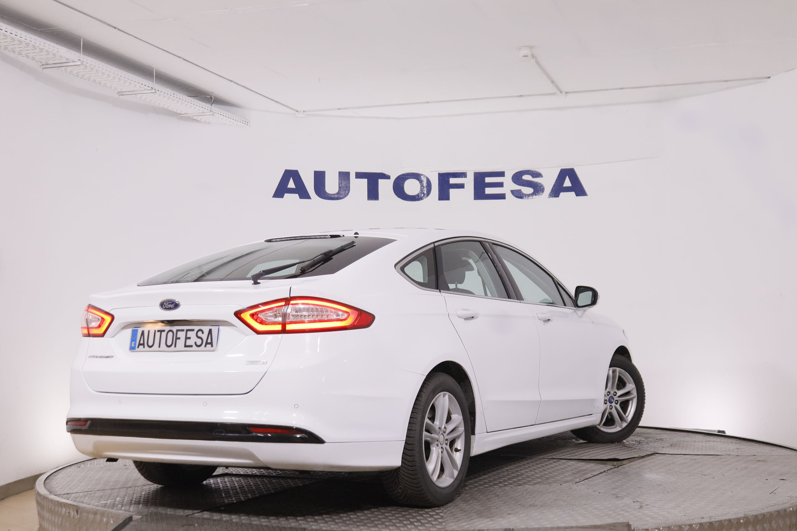 Ford Mondeo 1.5 EcoBoost Titanium - foto 4