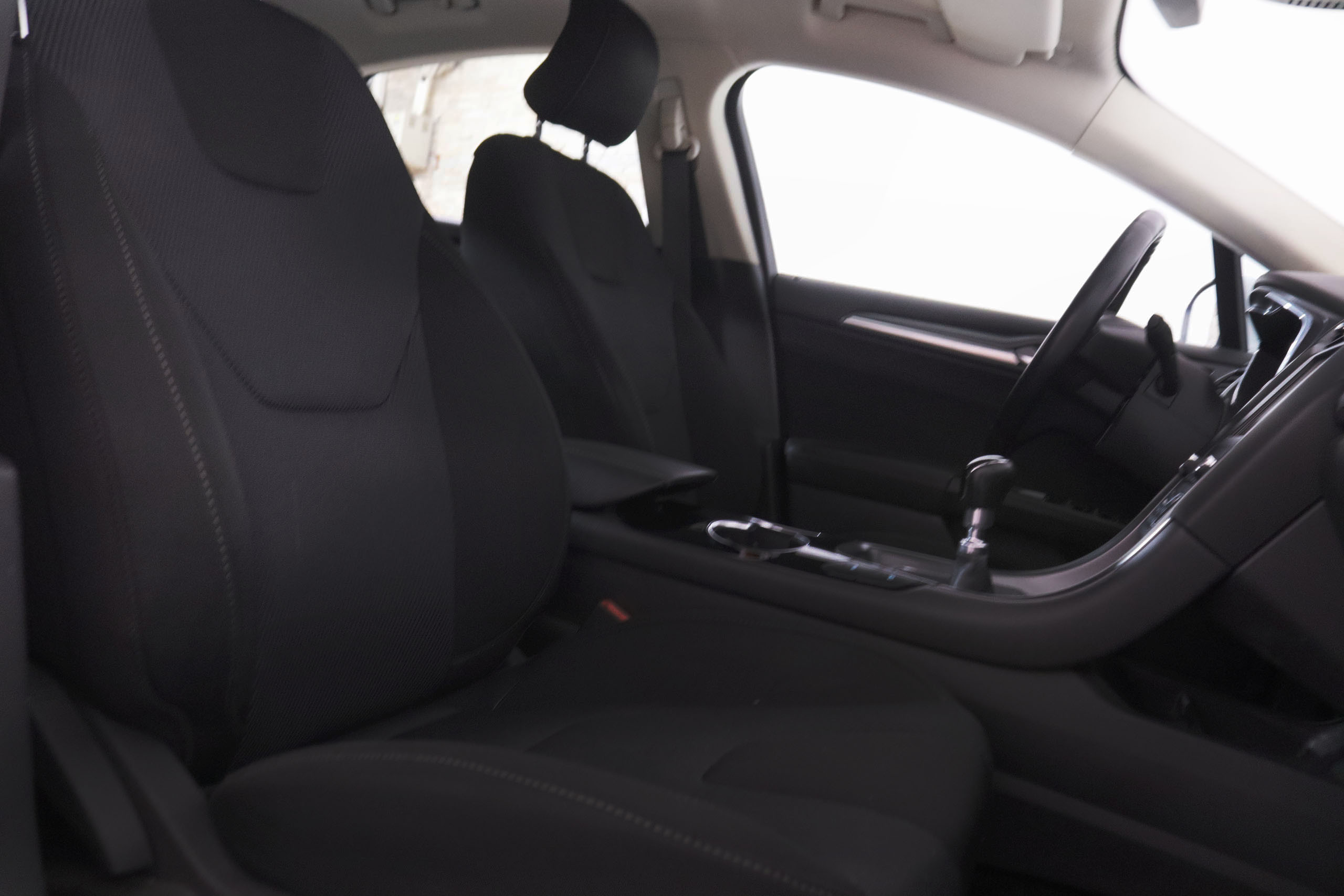Ford Mondeo 1.5 EcoBoost Titanium - foto 21