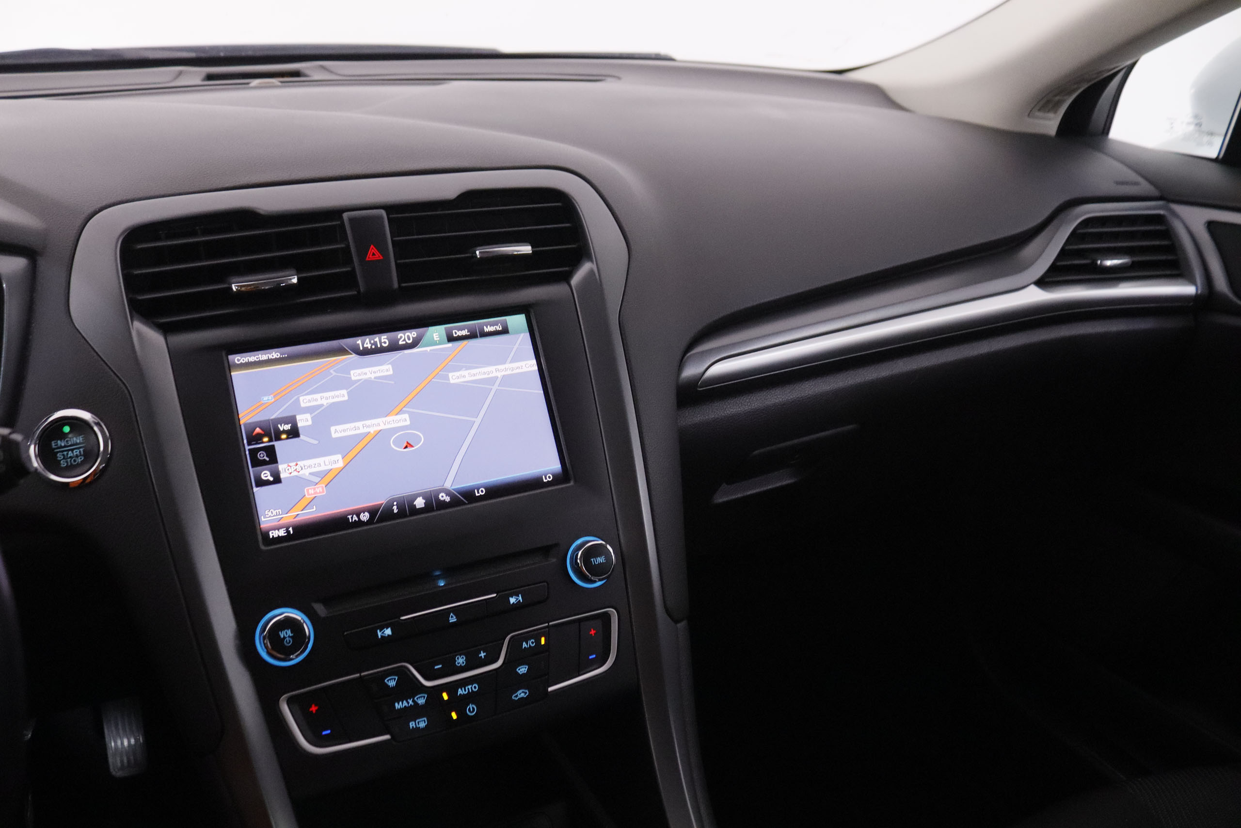 Ford Mondeo 1.5 EcoBoost Titanium - foto 16