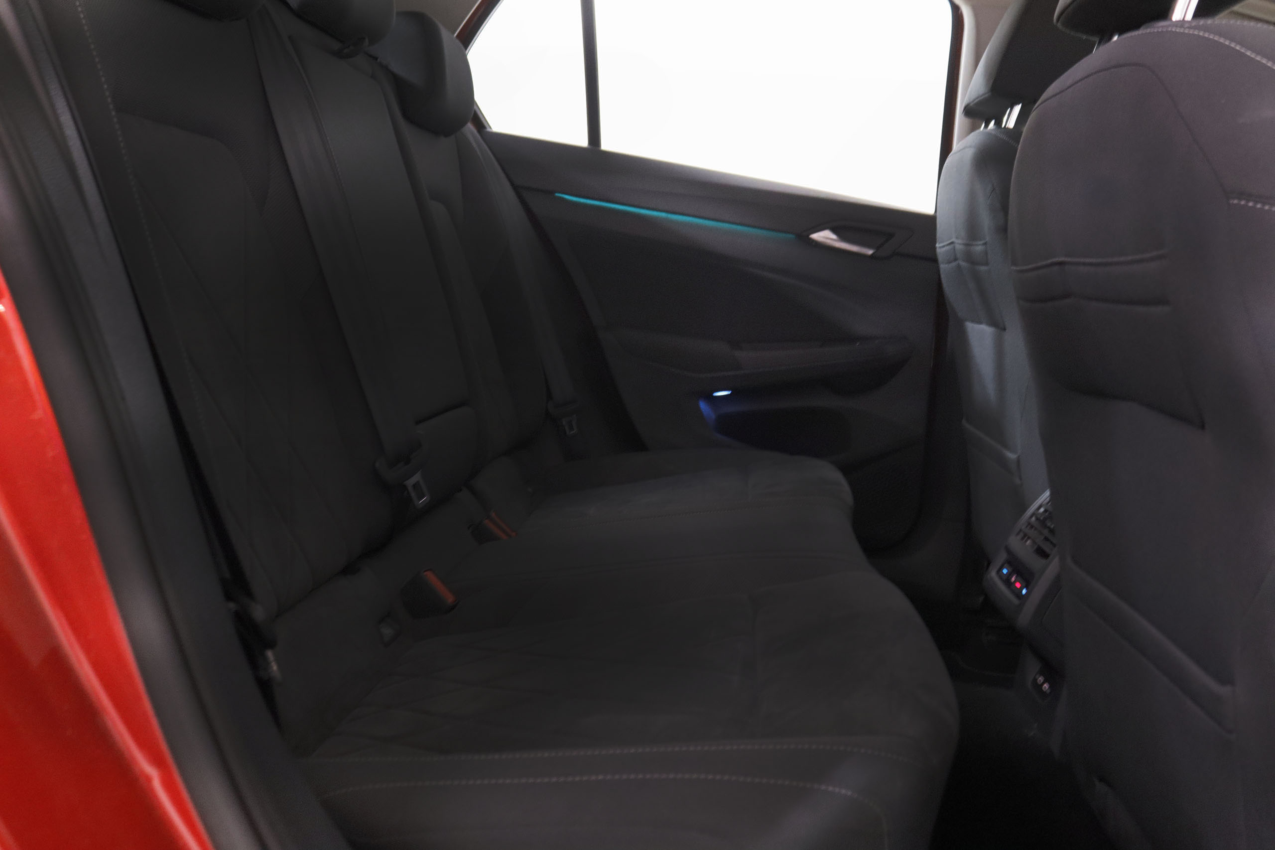 Volkswagen Golf 1.4 TSI E-Hybrid DSG Style - foto 24