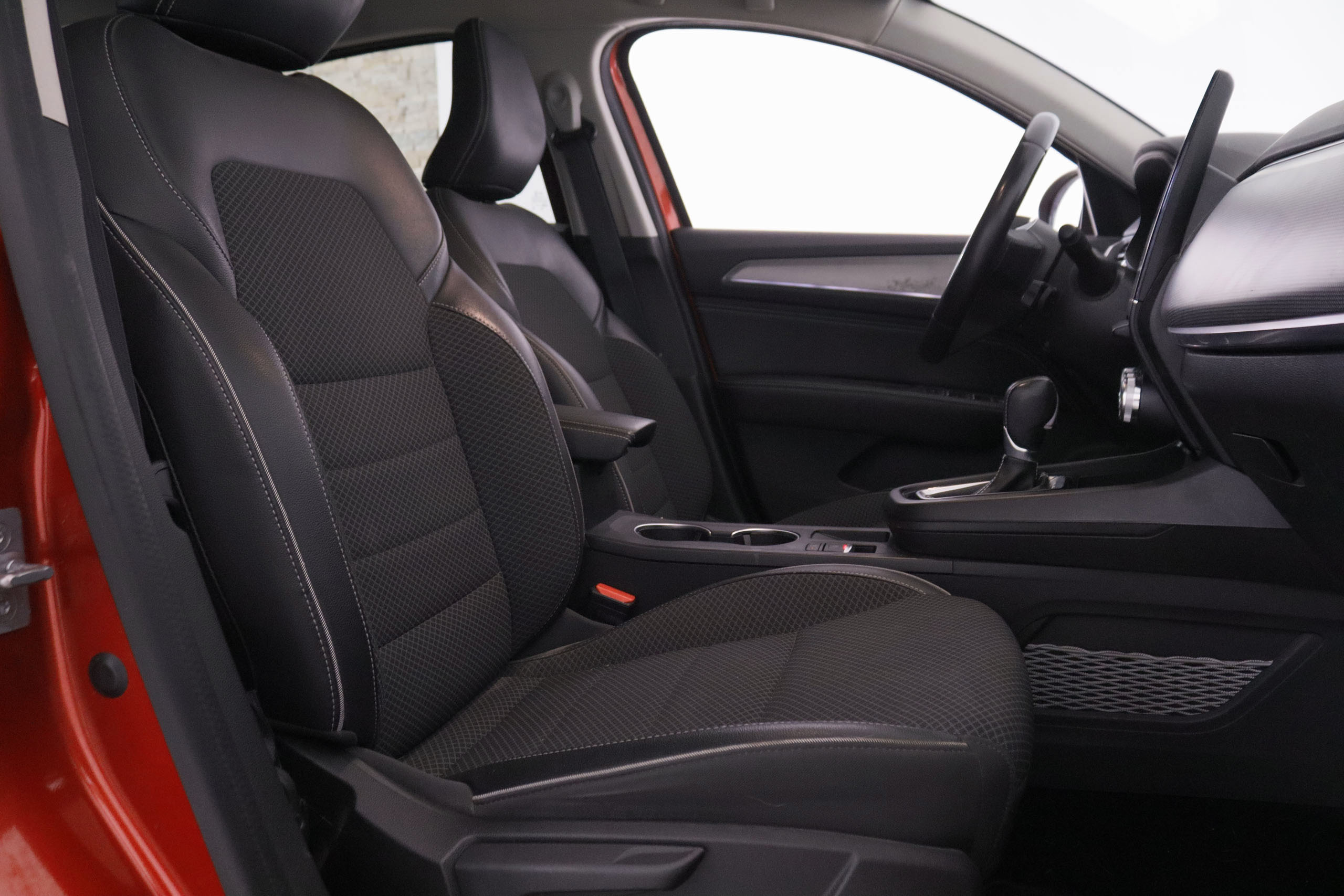 Renault Arkana 1.6 E-Tech Intens - foto 23