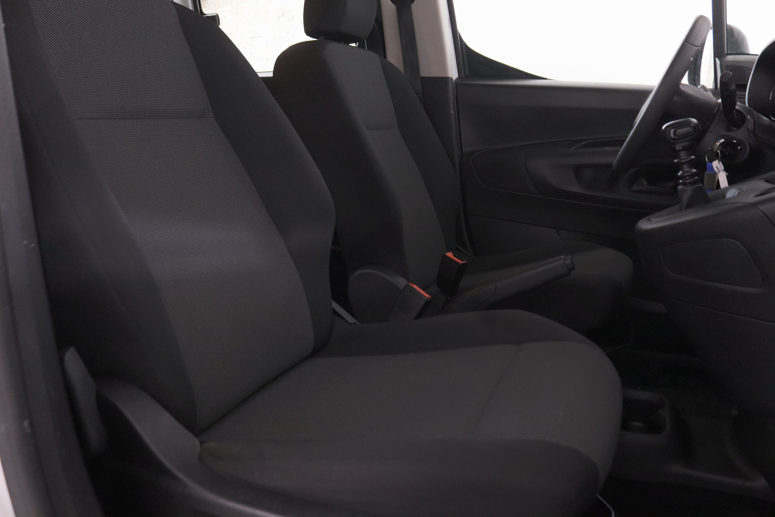 Opel Combo Life 1.5 TD Business Edition L1N1 Pasajeros - foto 17