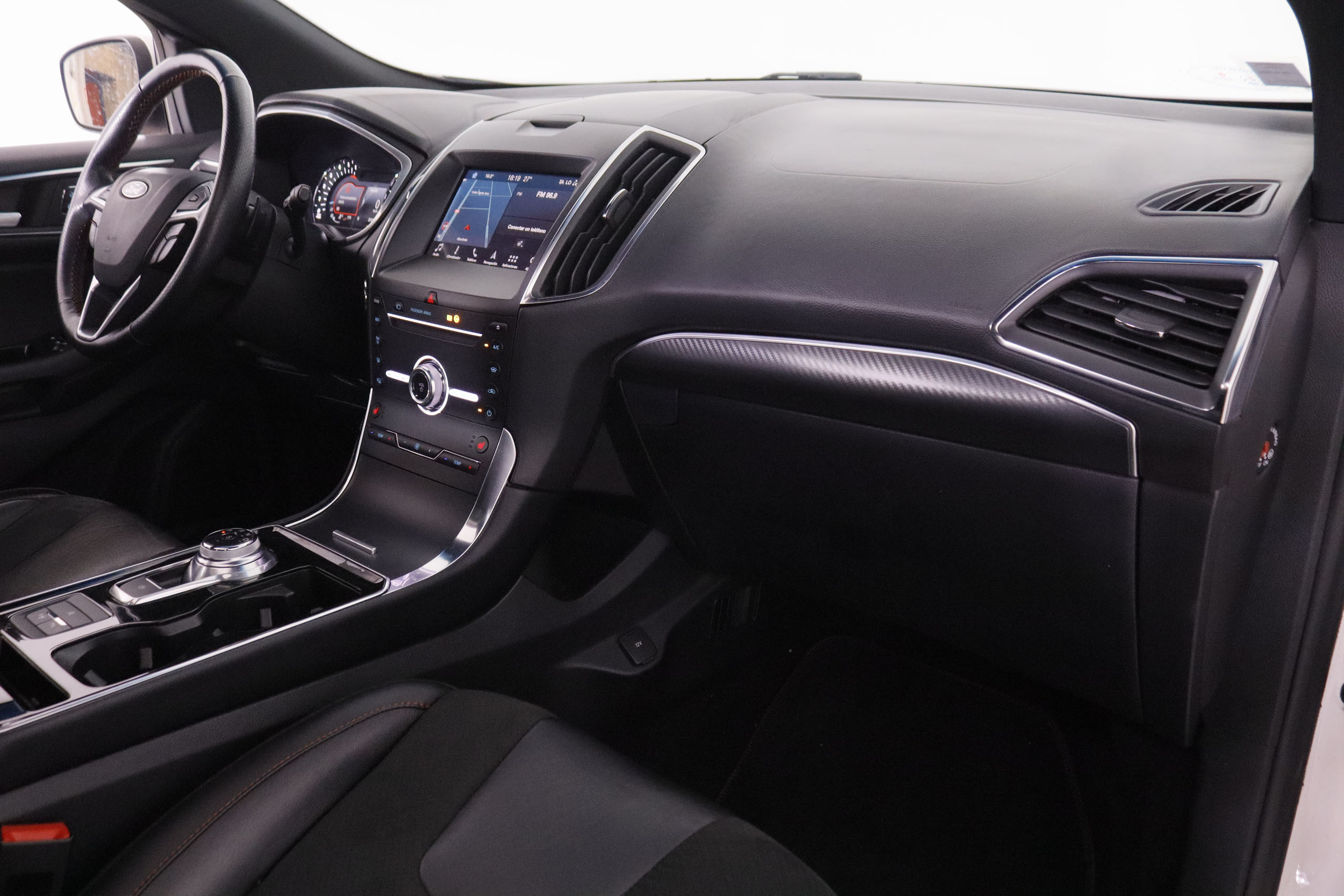 Ford Edge 2.0D EcoBlue AWD ST-Line - foto 13