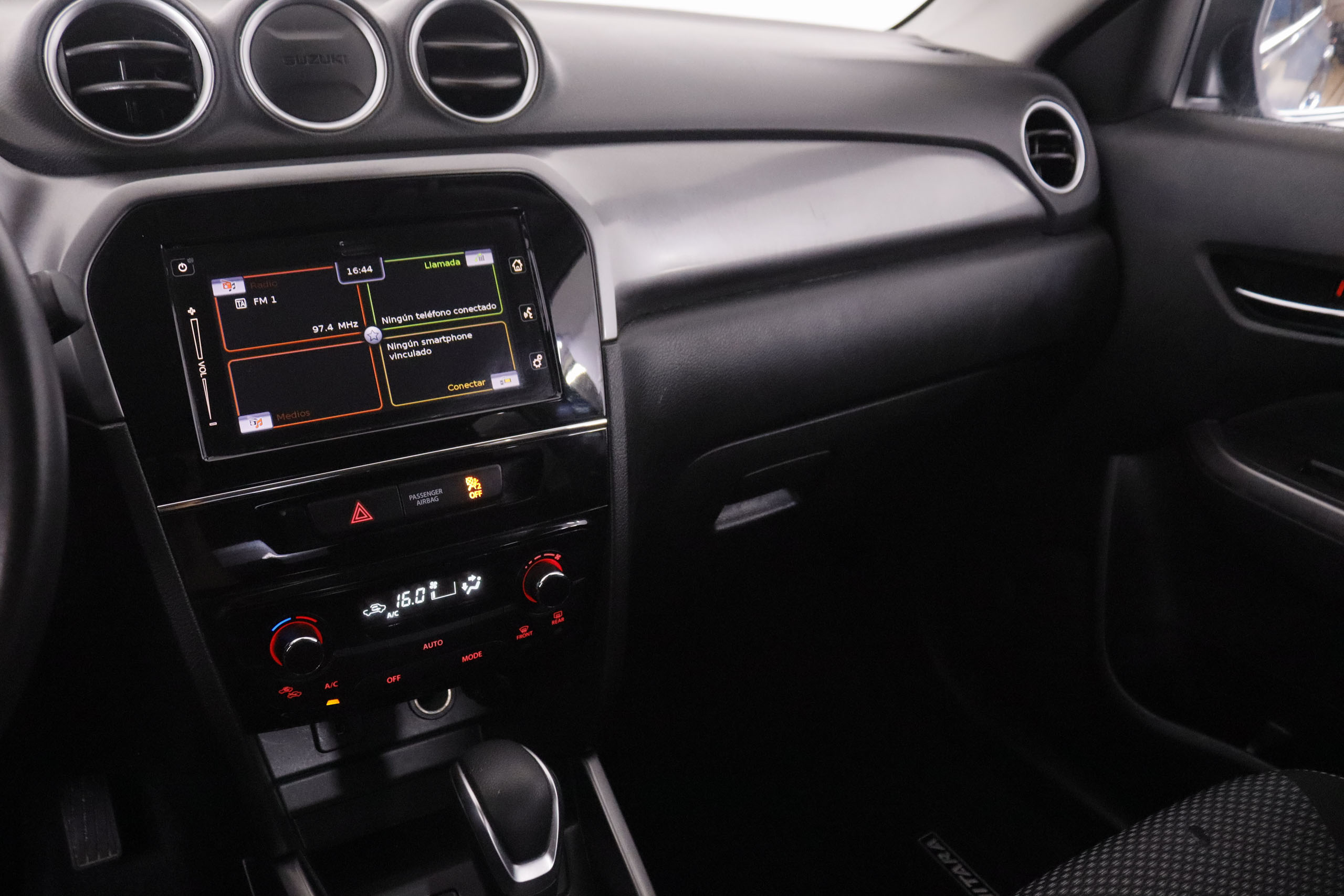 Suzuki Vitara 1.5 Dualjet Hybrid Strong - foto 14