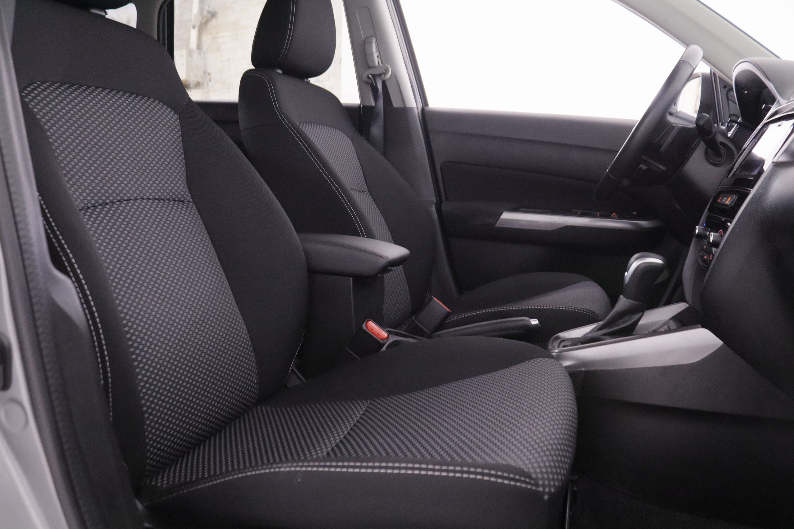 Suzuki Vitara 1.5 Dualjet Hybrid Strong - foto 21