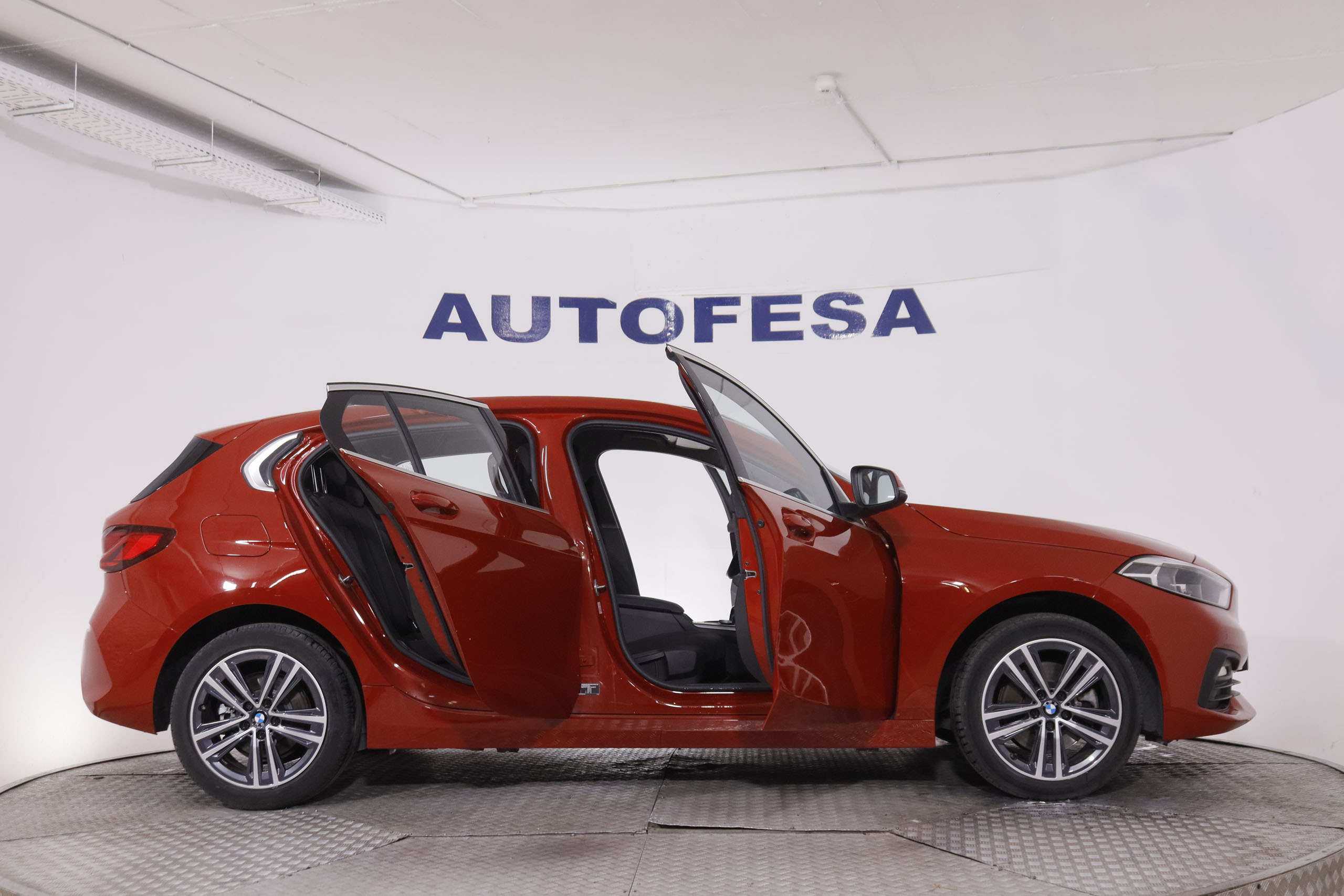 BMW Serie 1 116i DKG7 - foto 4