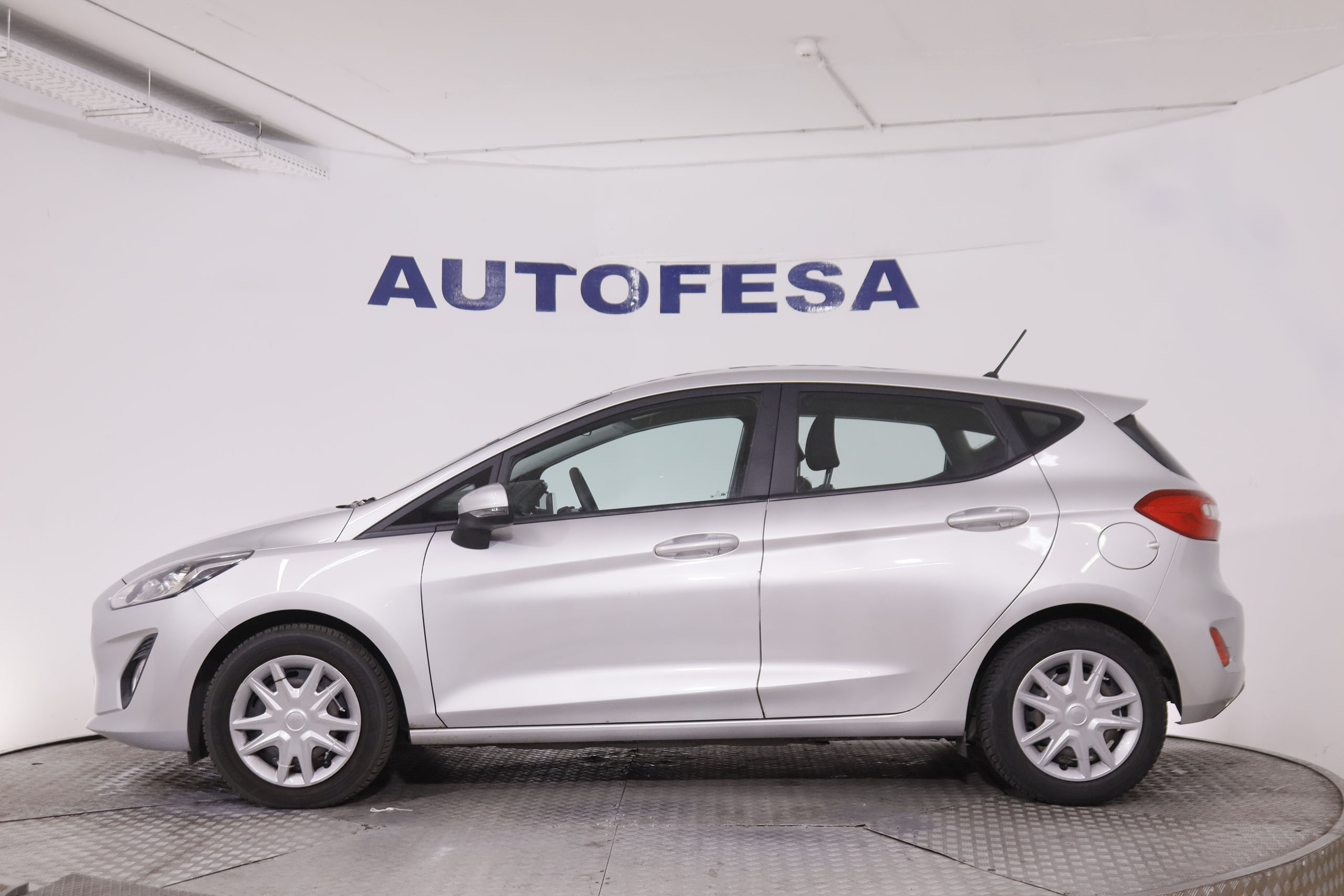 Ford Fiesta 1.0 EcoBoost Trend - foto 4