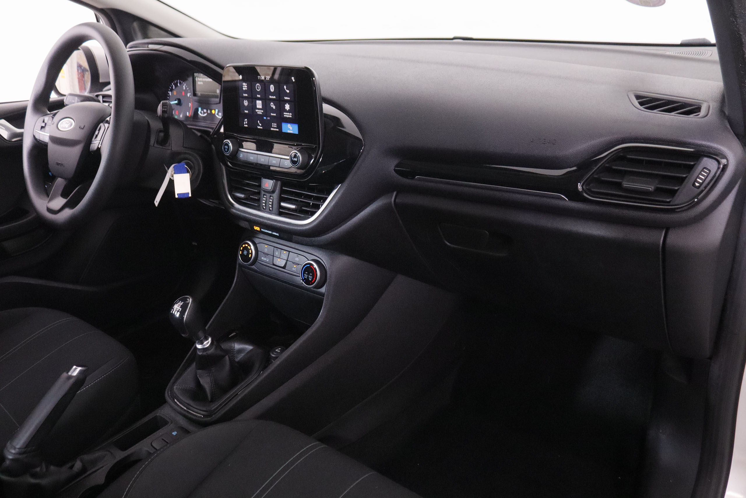 Ford Fiesta 1.0 EcoBoost Trend - foto 12