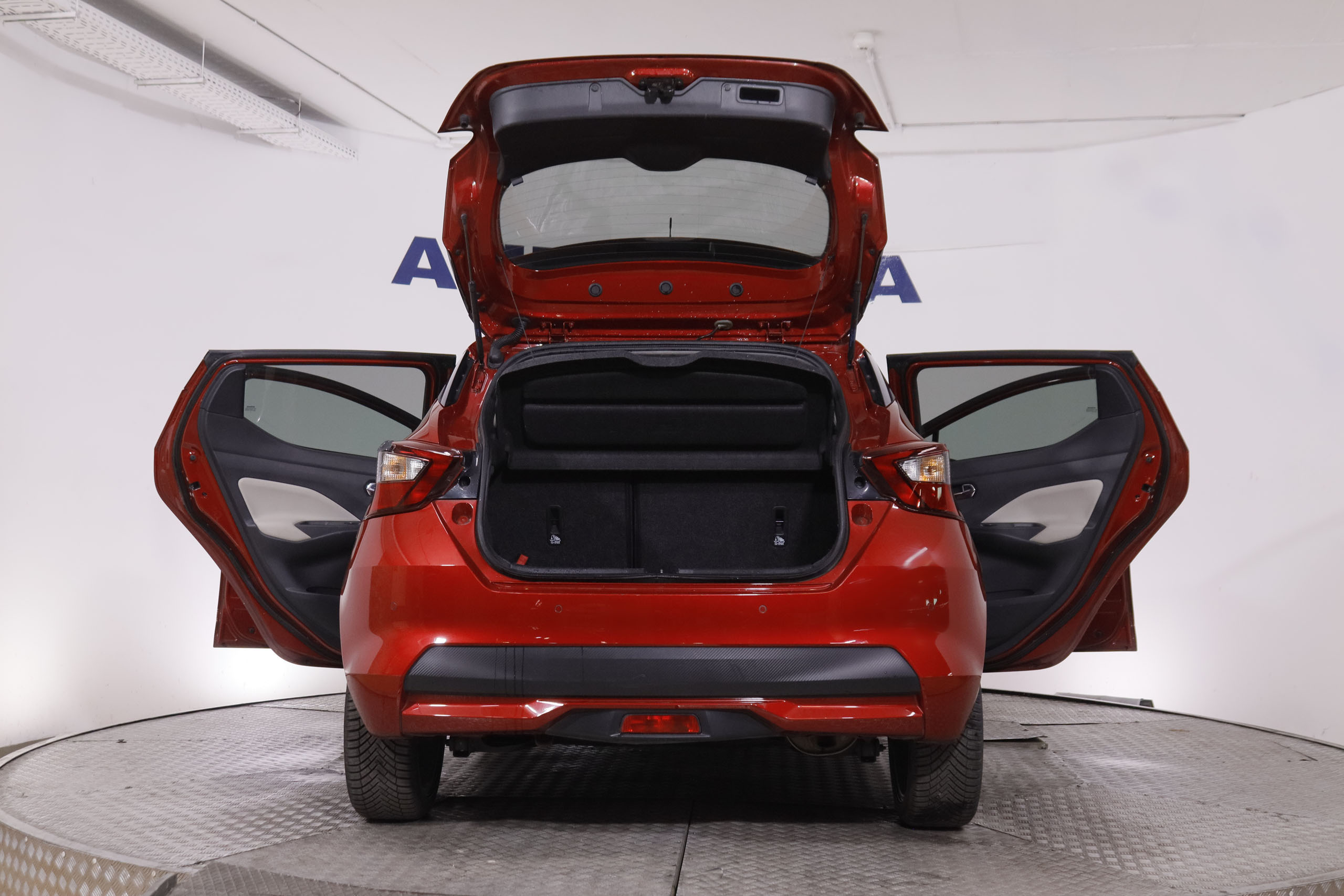 Nissan Micra 1.0 IG-T Tekna - foto 9