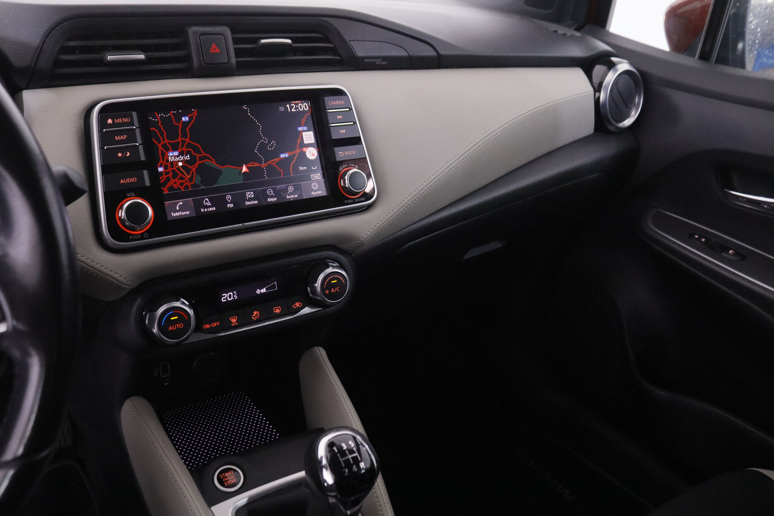 Nissan Micra 1.0 IG-T Tekna - foto 14