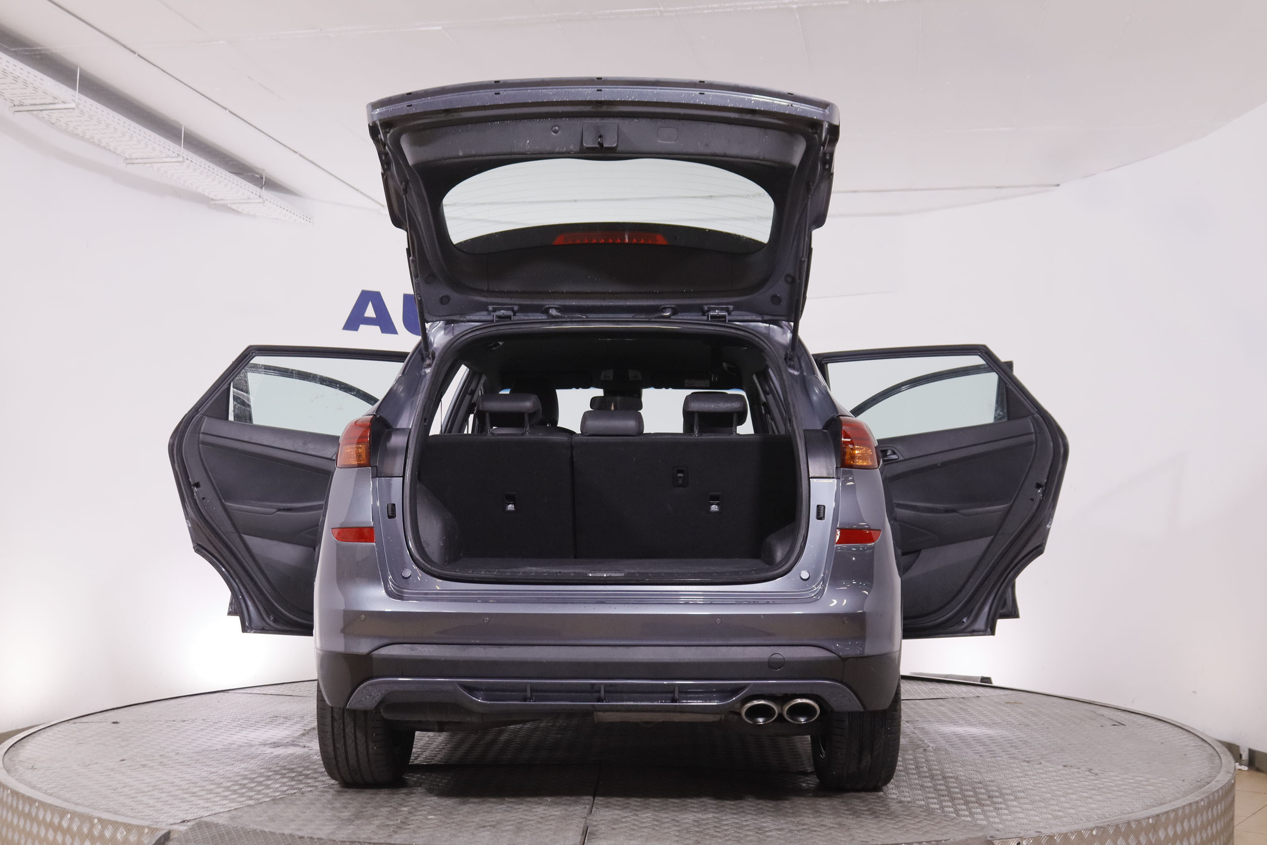 Hyundai Tucson 1.6 CRDi 48V N-Line 4x2 - foto 9