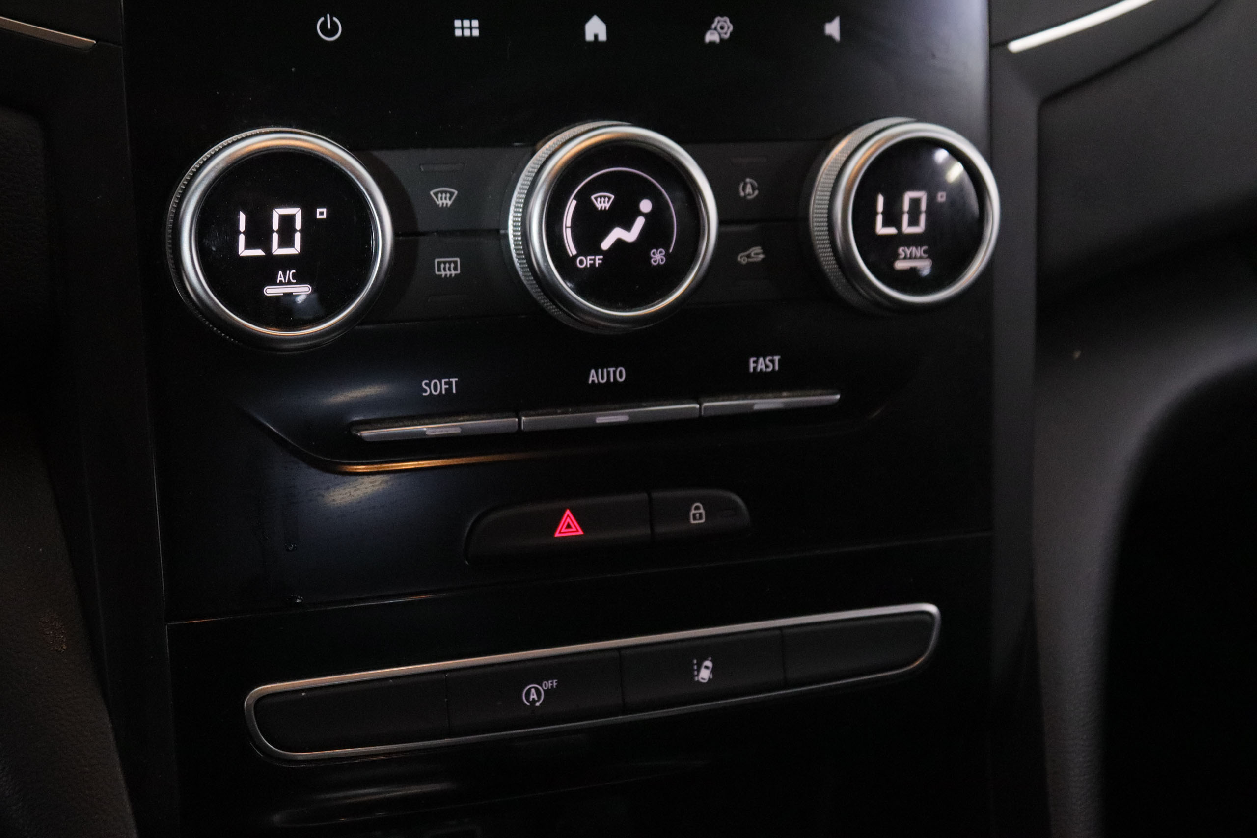 Renault Mégane 1.5 Bluedci EDC - foto 18